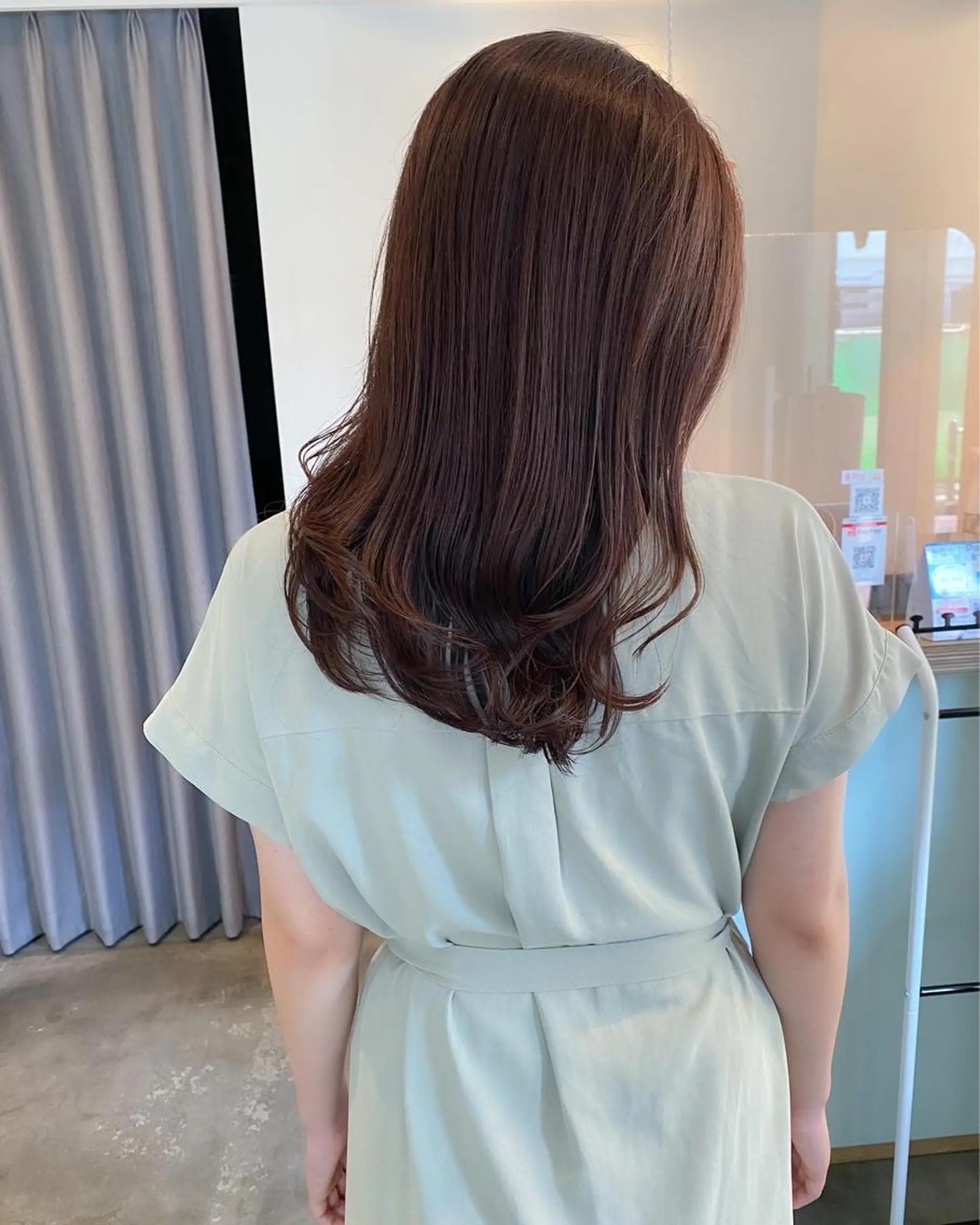 セミロング カラー ブリーチ グレージュ ブリーチなしカラー ピンクカラー 板谷みさき /艶ボブ/藤沢美容室のヘアスタイル