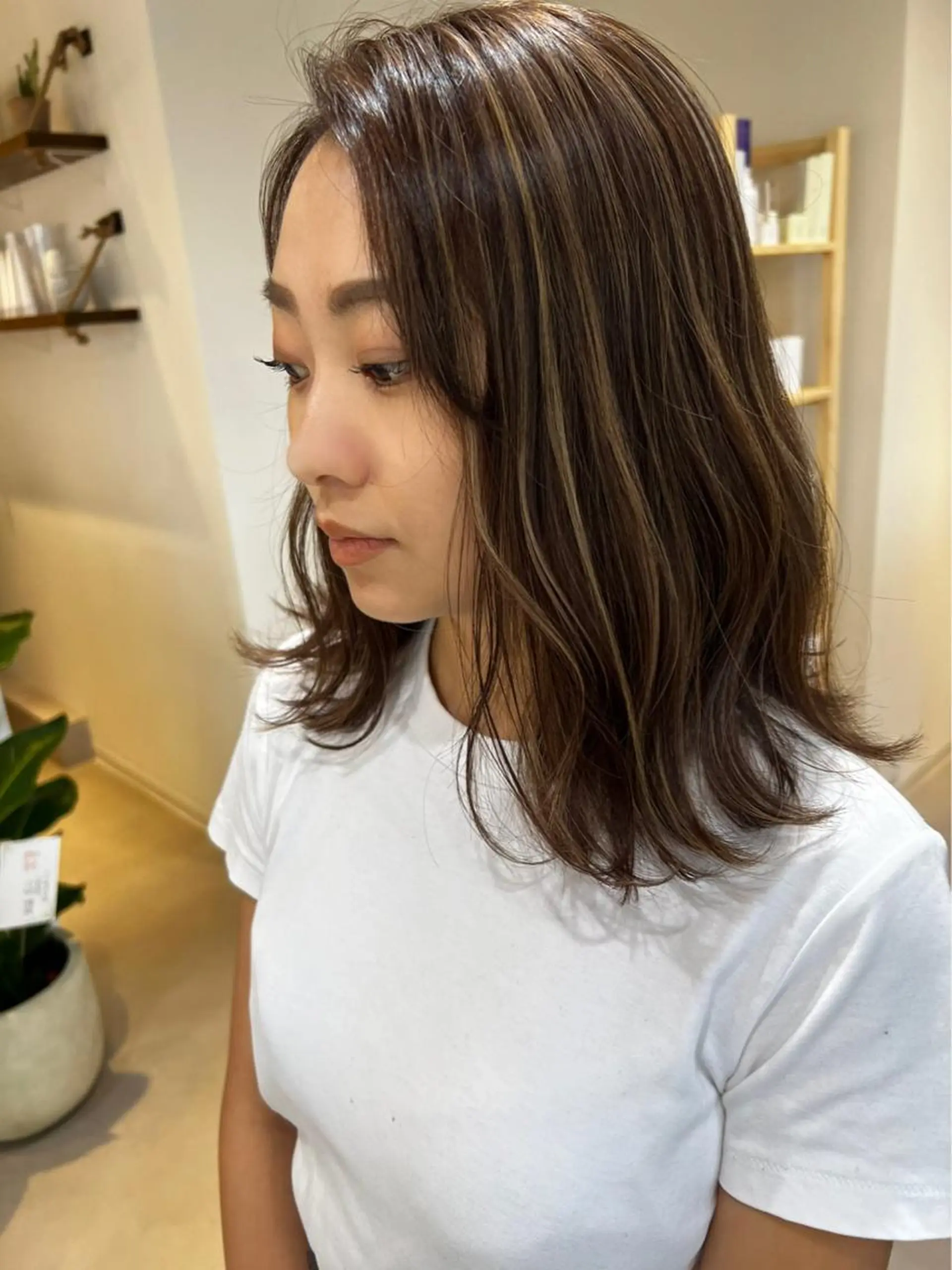セミロング ココルアナ 豊中美容室のヘアスタイル