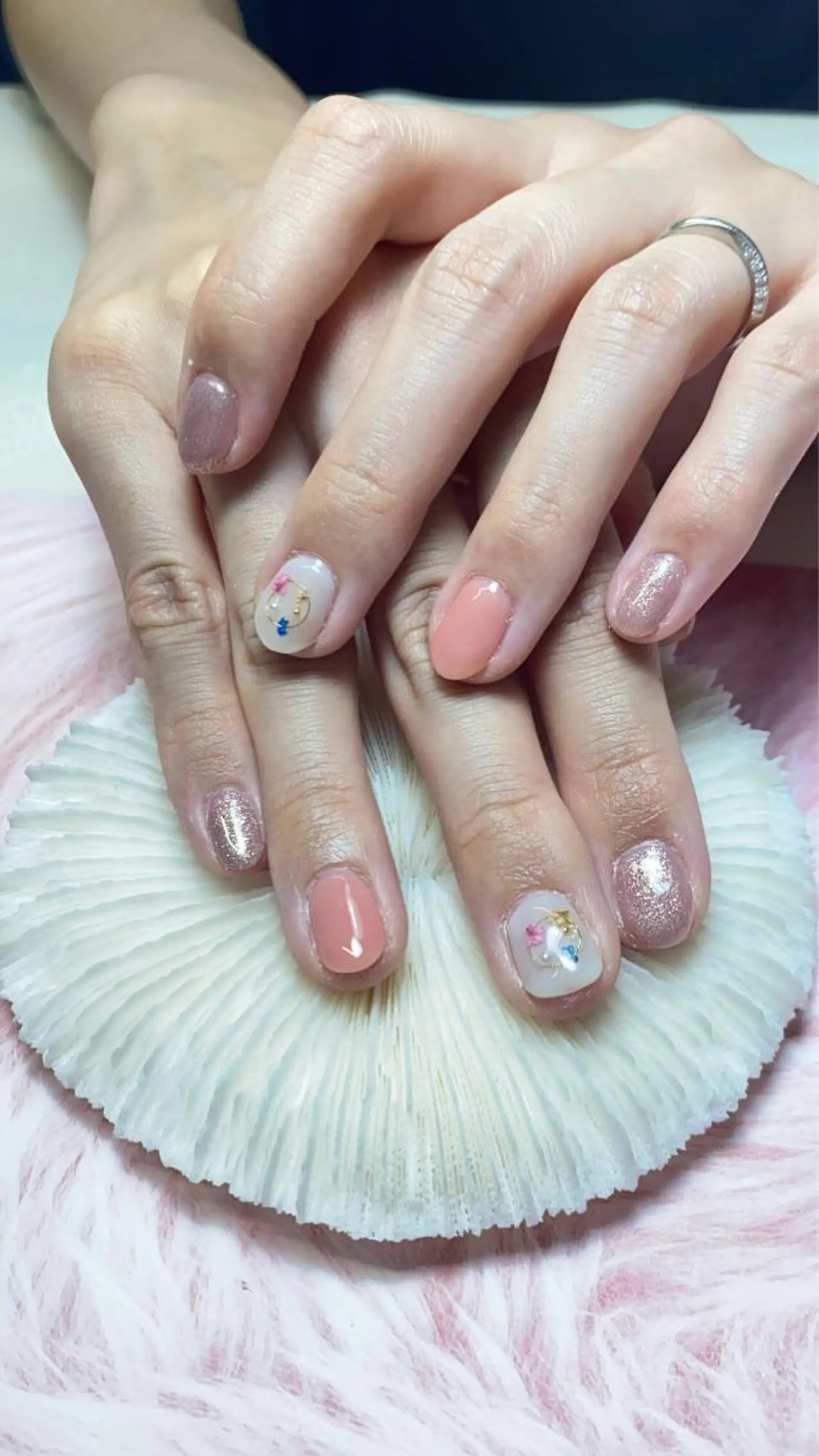 ネイル INF ネイルサロンのネイルデザイン