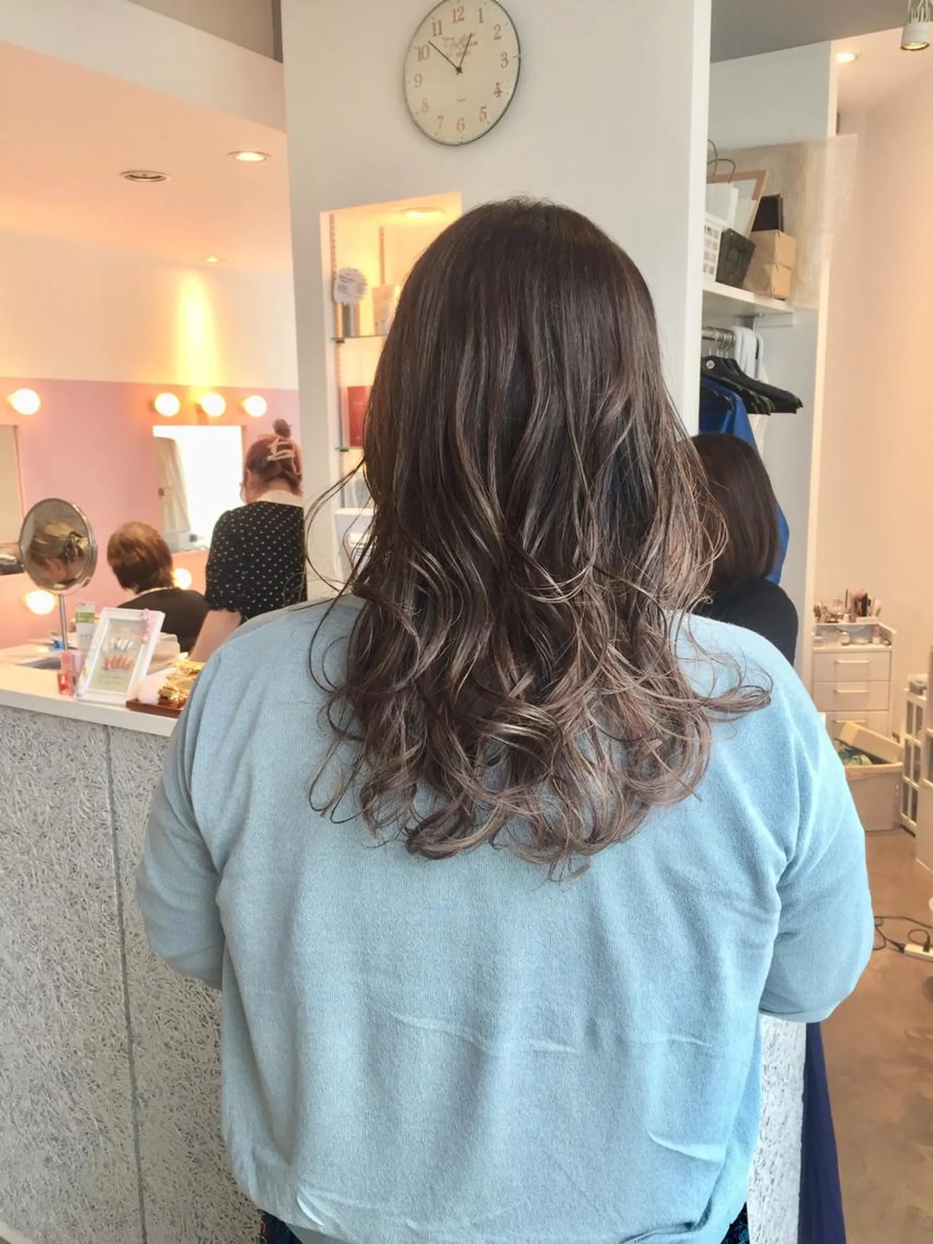 セミロング アッシュ 所渉/韓国レイヤー /ウルフカットのヘアスタイル