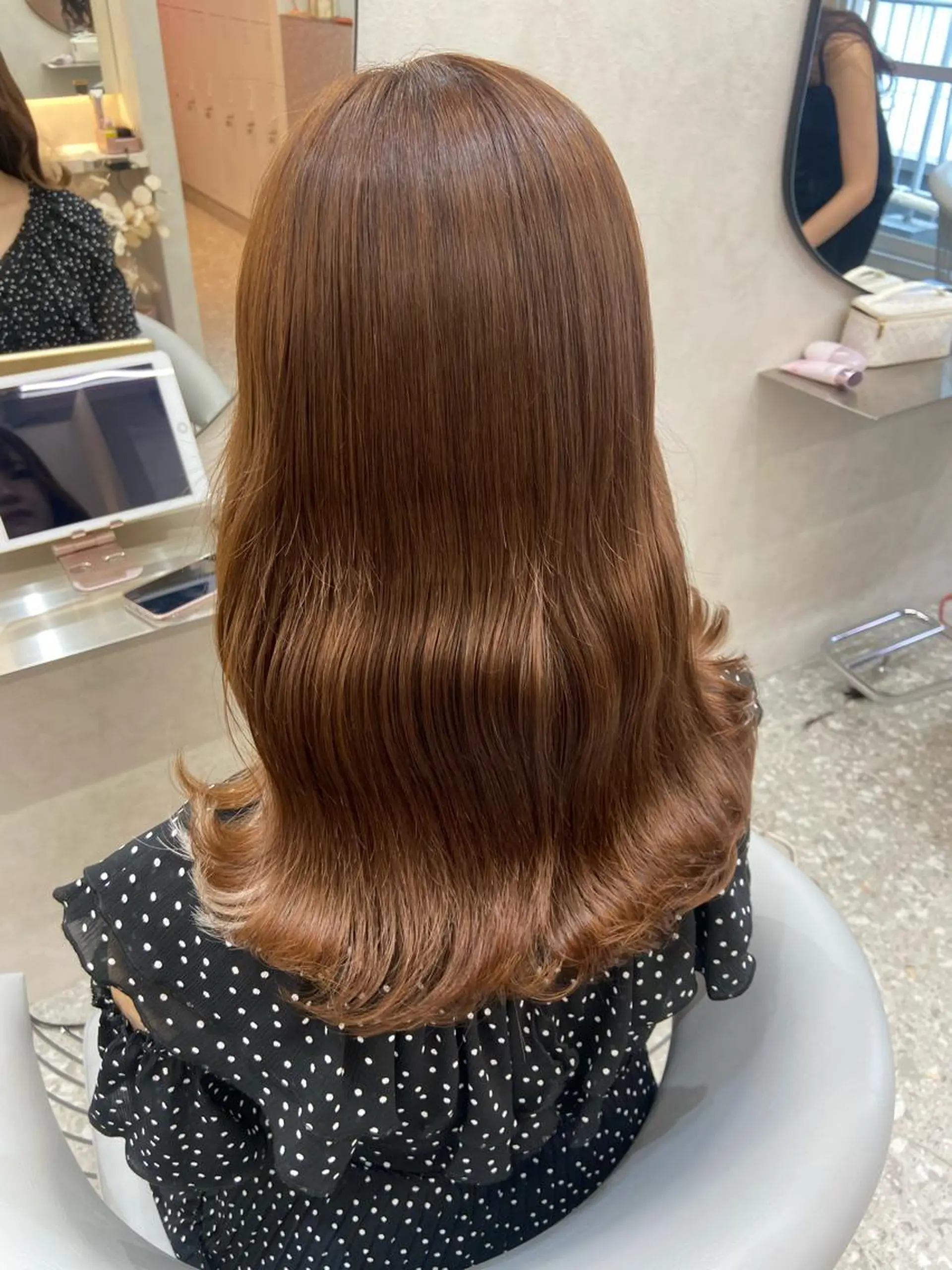 セミロング カラー シールエクステ ブリーチ ブラウンカラー ケアカラー ダブルカラー 新宿/韓国ヘア 中明度カラー/かやのヘアスタイル