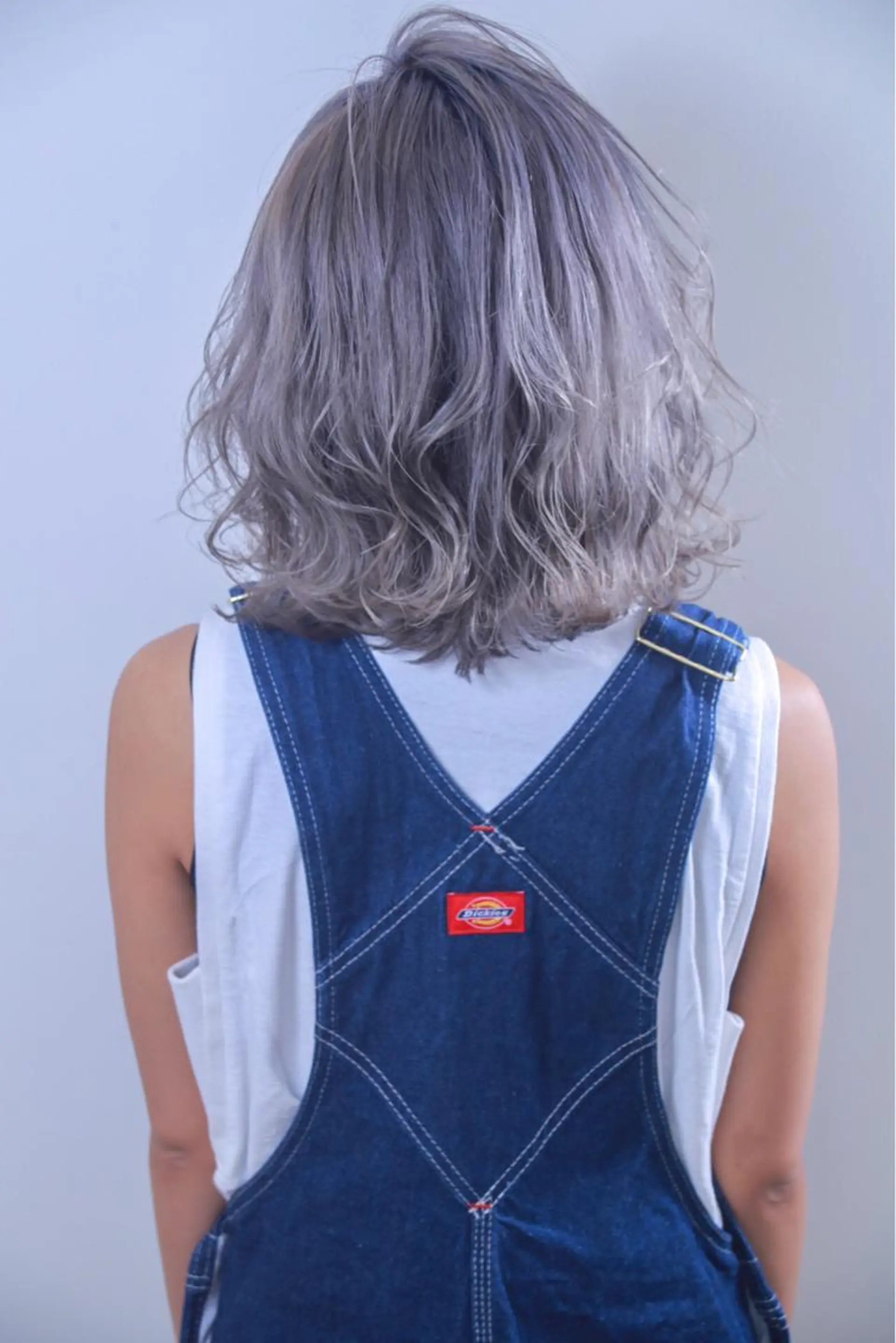 ミディアム カラー 伊藤 裕貴のヘアスタイル