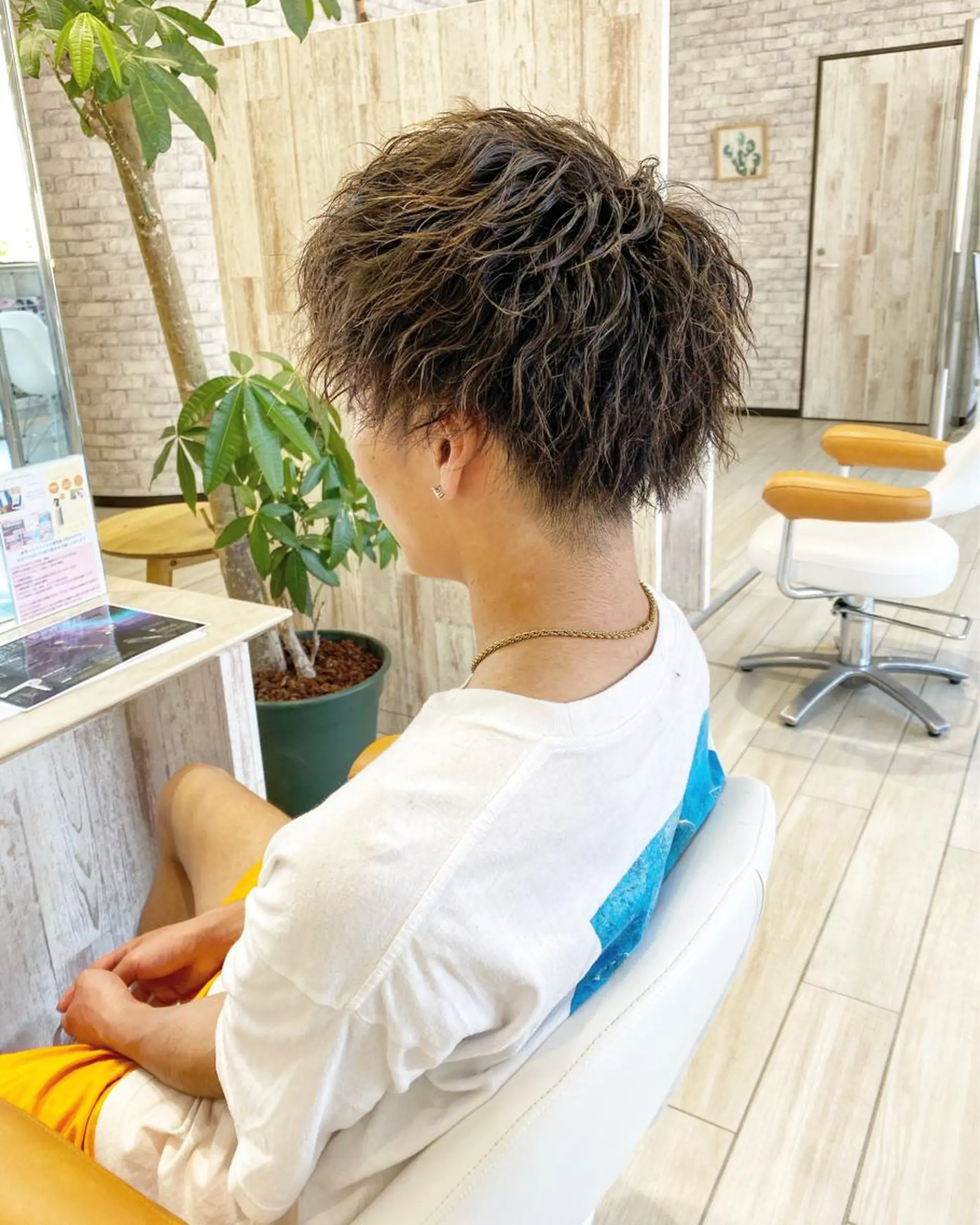 ショート パーマ メンズ メンズパーマ メンズツイストパーマ ショートヘア ツイストパーマ カット パーマ RAG副店長伊藤 真規のヘアスタイル