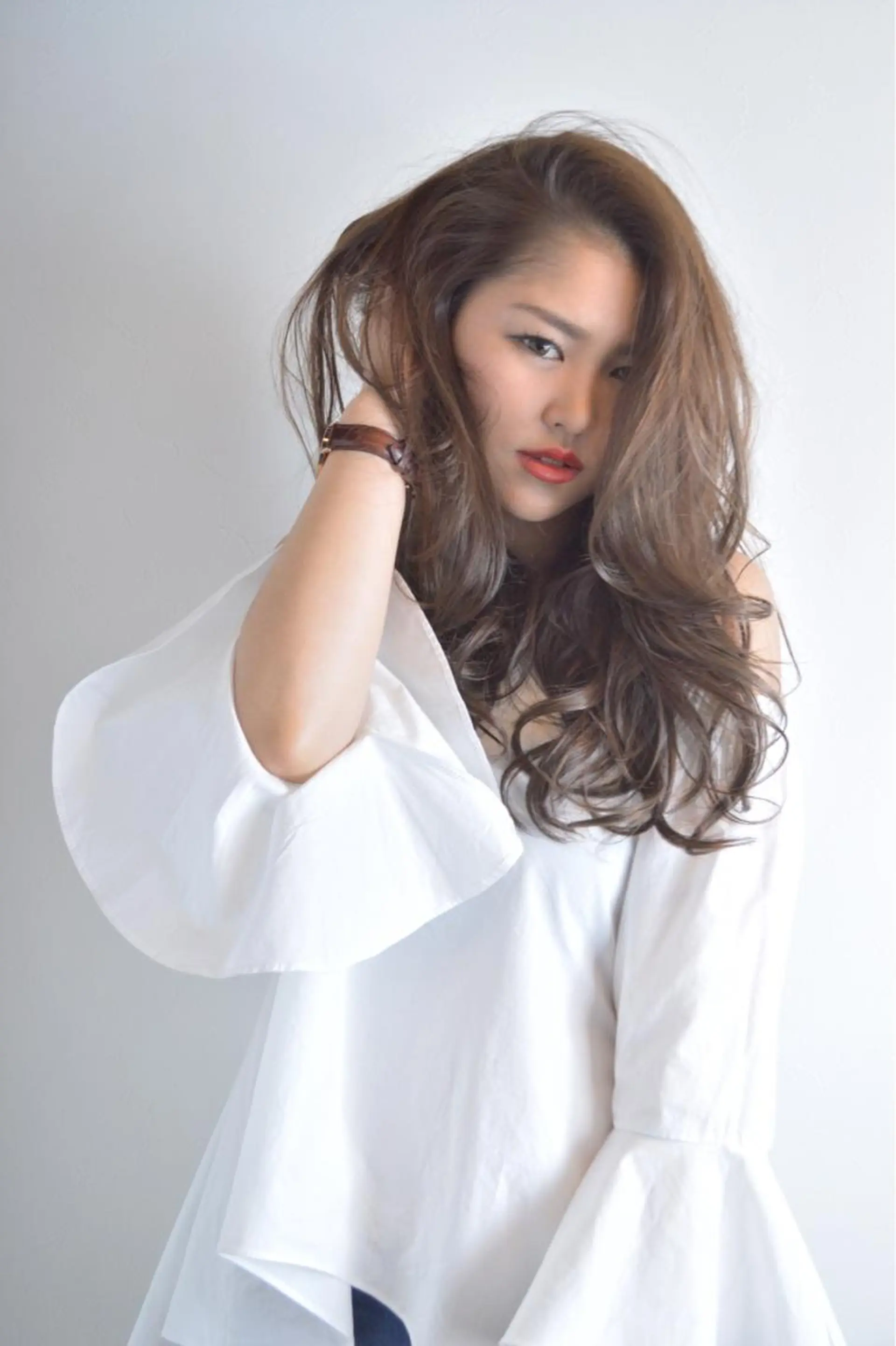 ロング カラー アッシュ ブルーカラー ブルーアッシュ ハイライトカラー ハイライト Private Hair Salon Piace(ピアーチェ)所属・Piaceピアーチェ 相田浩志のヘアスタイル