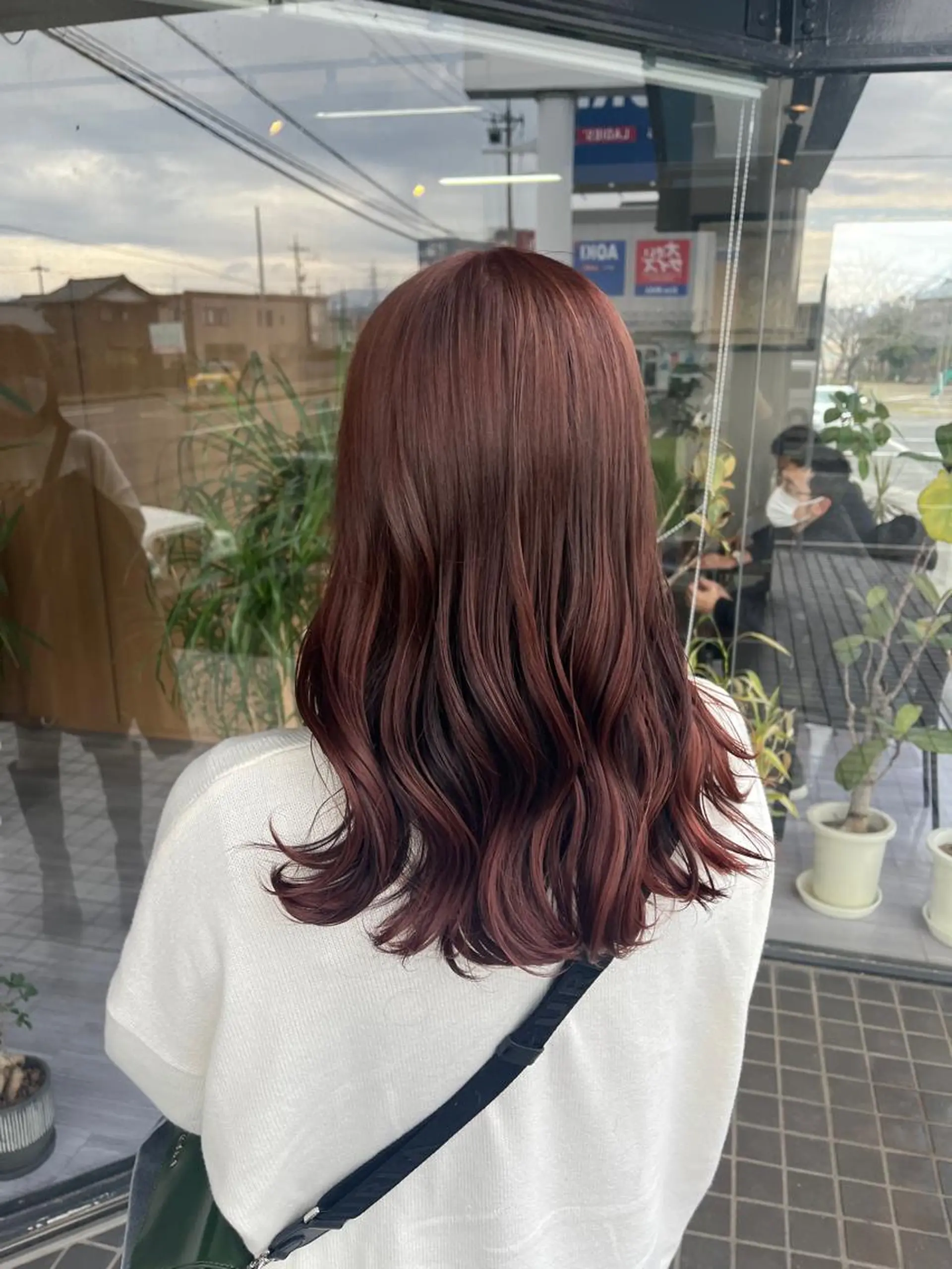 ロング alu所属・alu yuinaのヘアスタイル