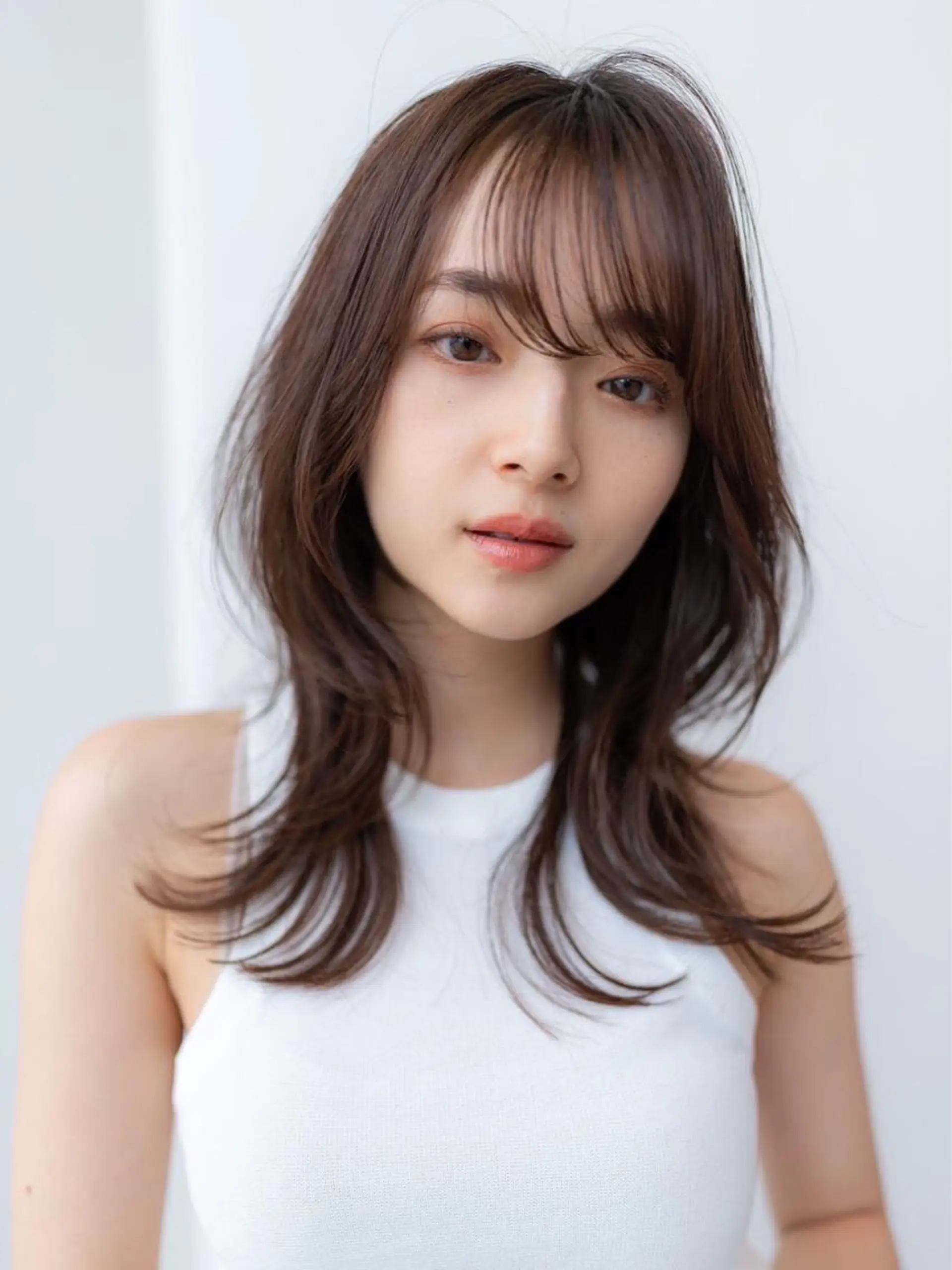 セミロング カラー グレージュ ラベンダーカラー ラベンダーグレージュ ラベンダーグレー 韓国風ヘア カット ヘアカラー トリートメント ヘアセット 韓国レイヤー🇰🇷 韓国研修◎渋谷カイトのヘアスタイル