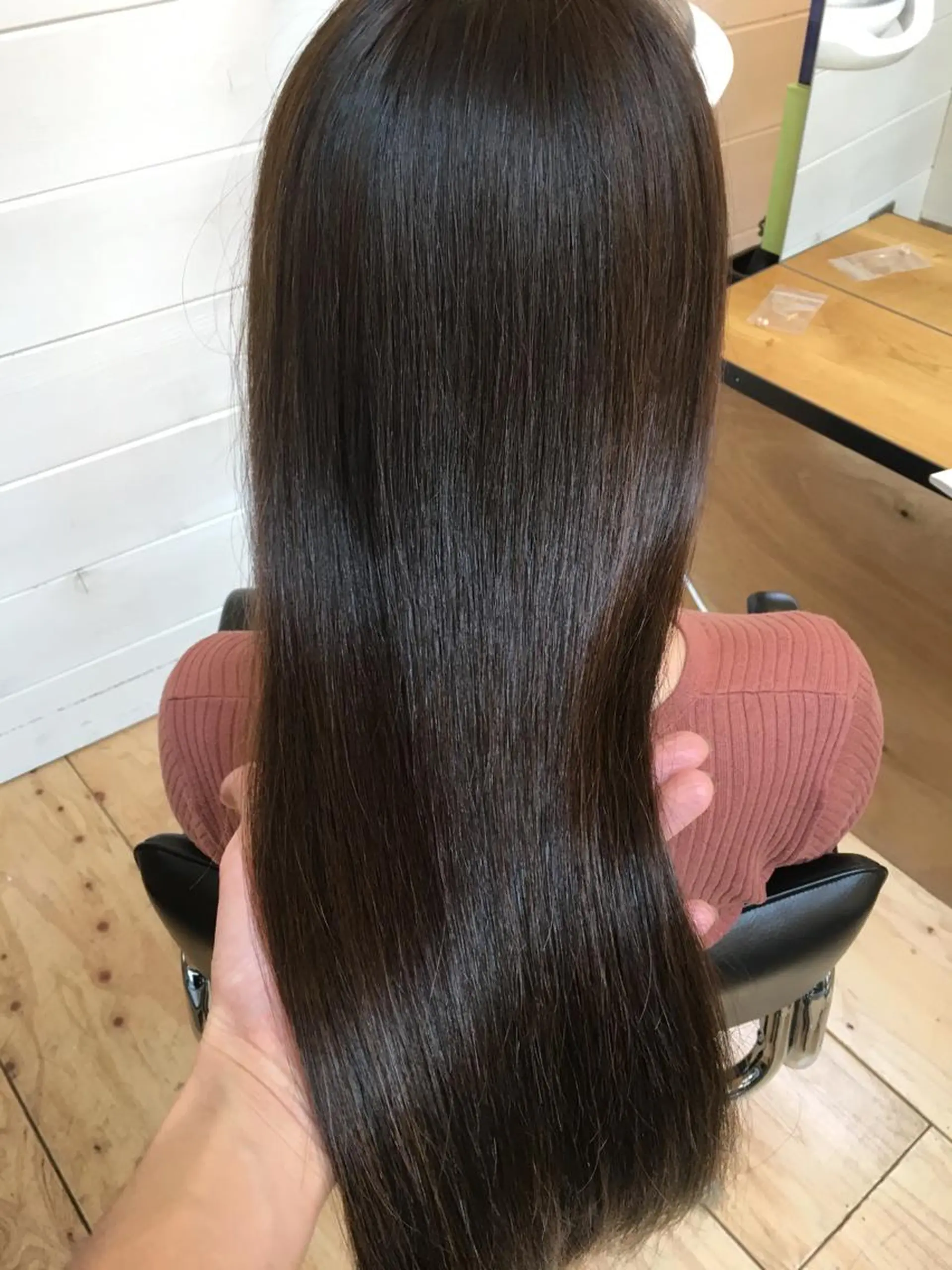 ロング カラー アッシュ ハイライトカラー ミント オレンジ ハイライト メンズ眉毛ITSUK Iメンズ専門　新宿の眉毛・アイブロウイメージ