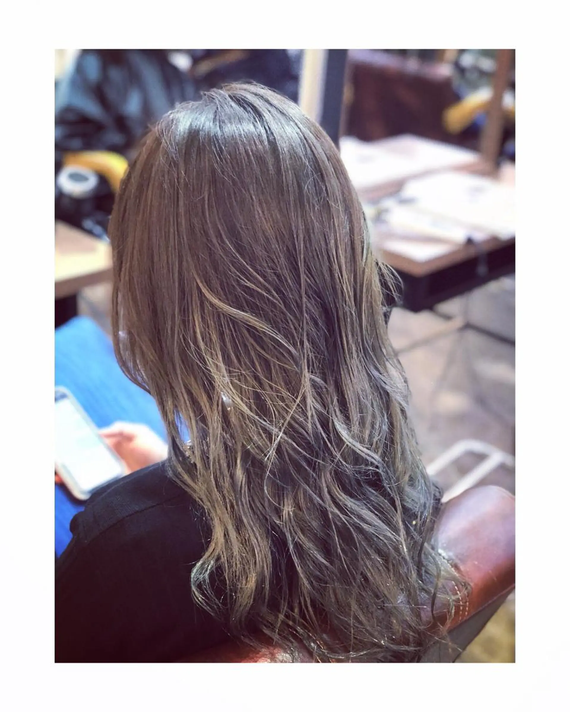 セミロング ハイライト ☆est hair☆ 新宿ナプラスタジオのヘアスタイル