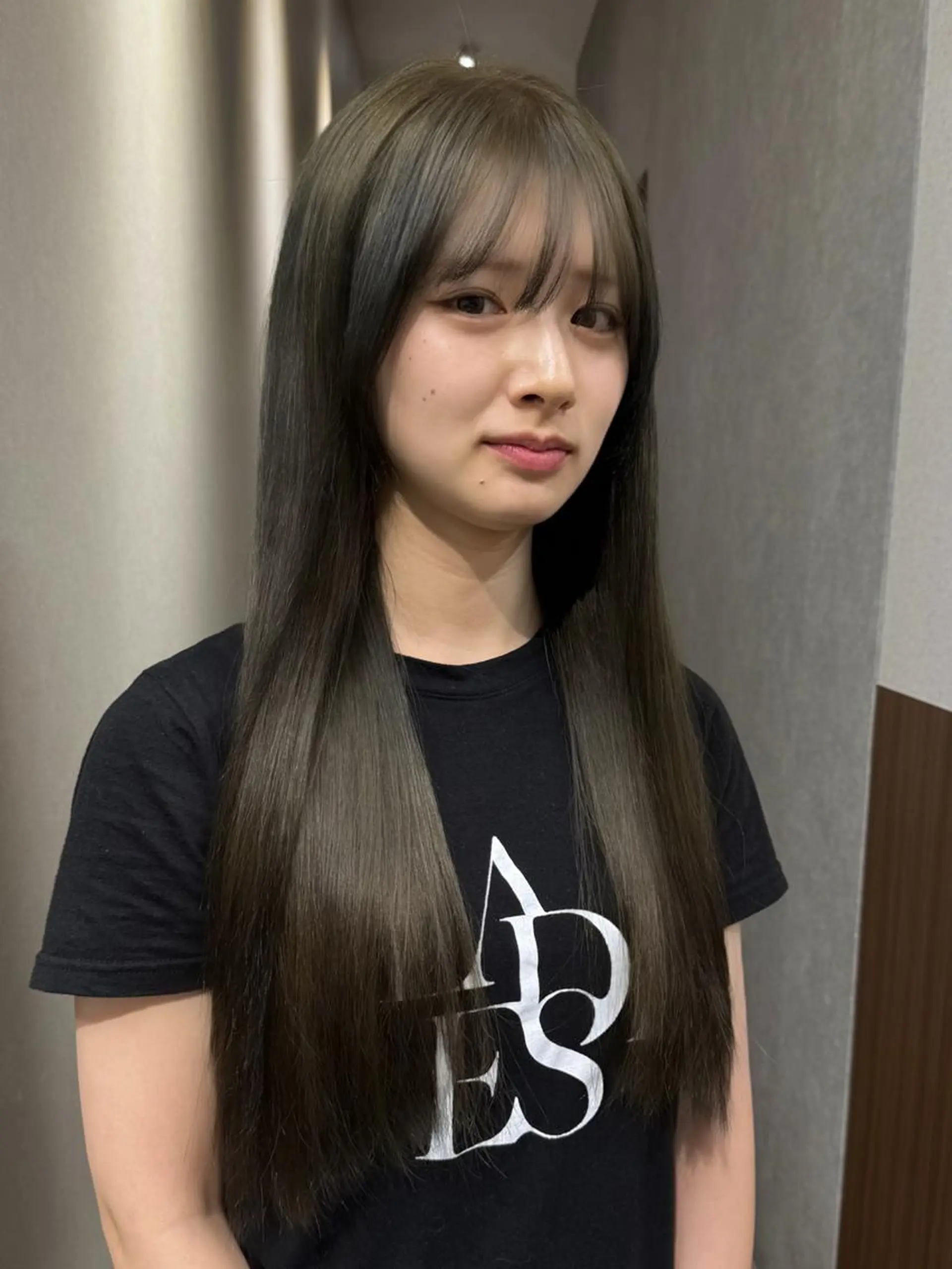 ロング カラー ブリーチ オリーブカラー ヘアカラー 福岡美容室Daisy hairのヘアスタイル