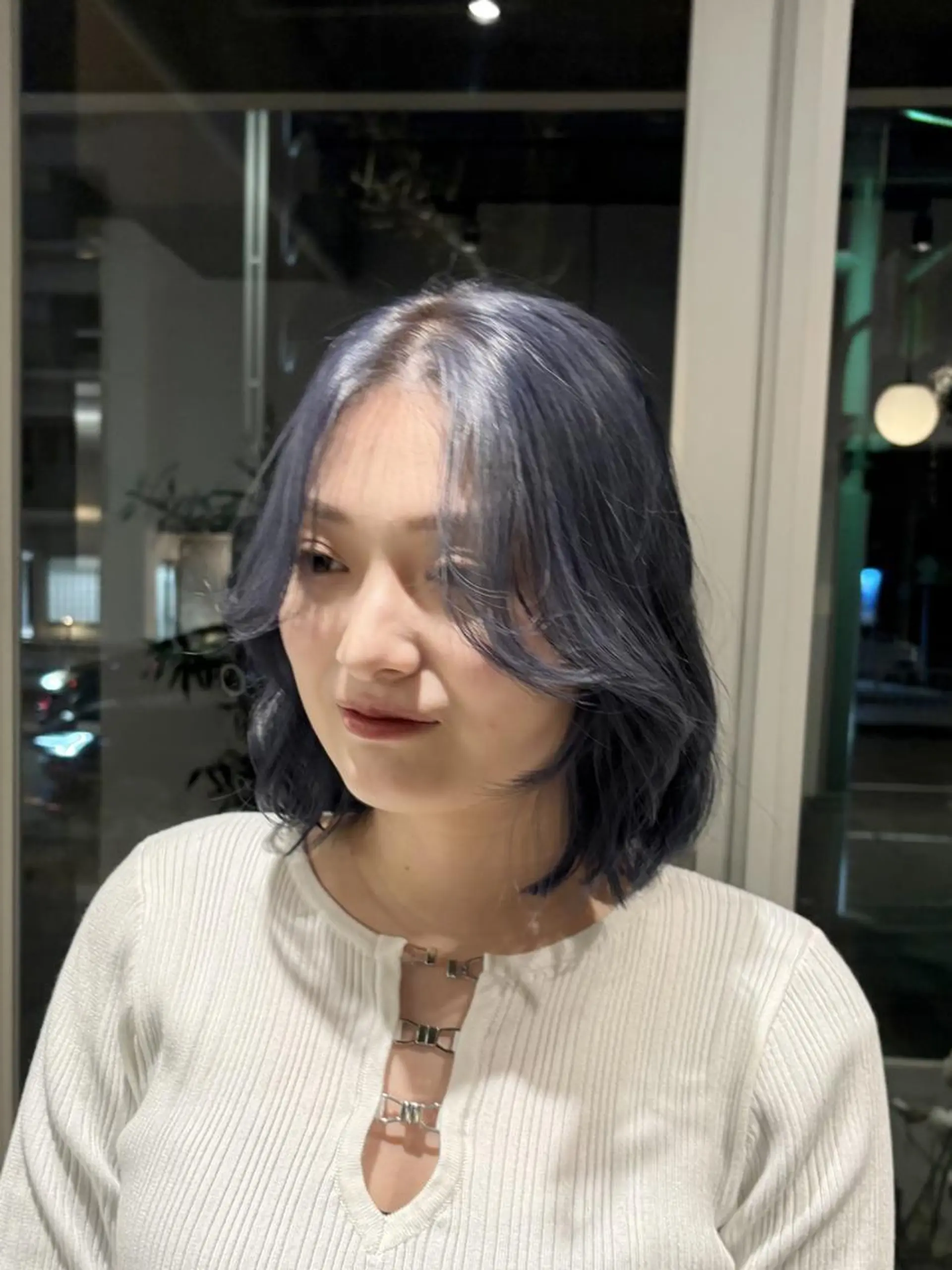 ミディアム パープルカラー BUSH所属・BUSH なかじませりなのヘアスタイル