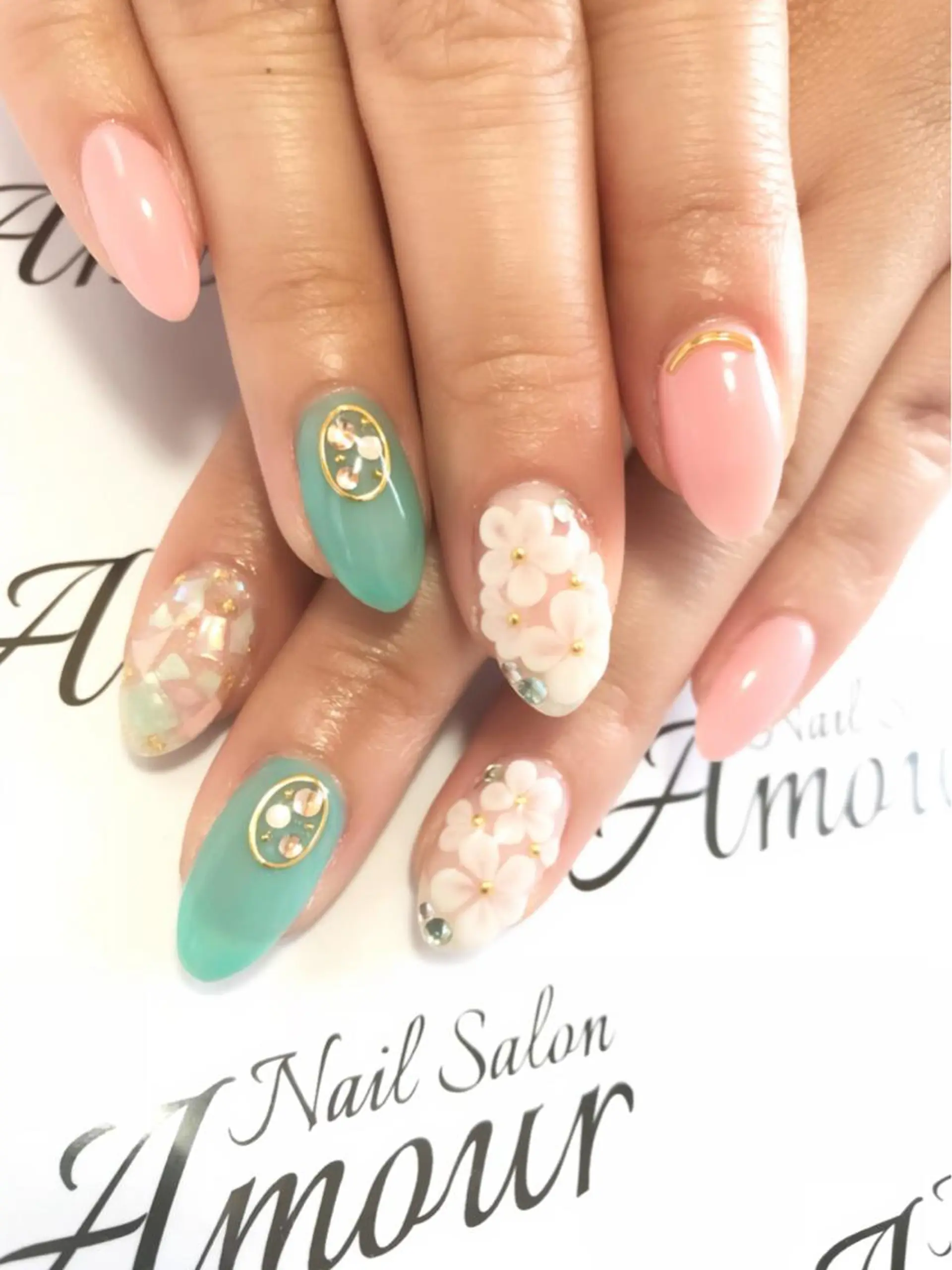 ネイル フラワーネイル nailsalon ♡amour♡のネイルデザイン