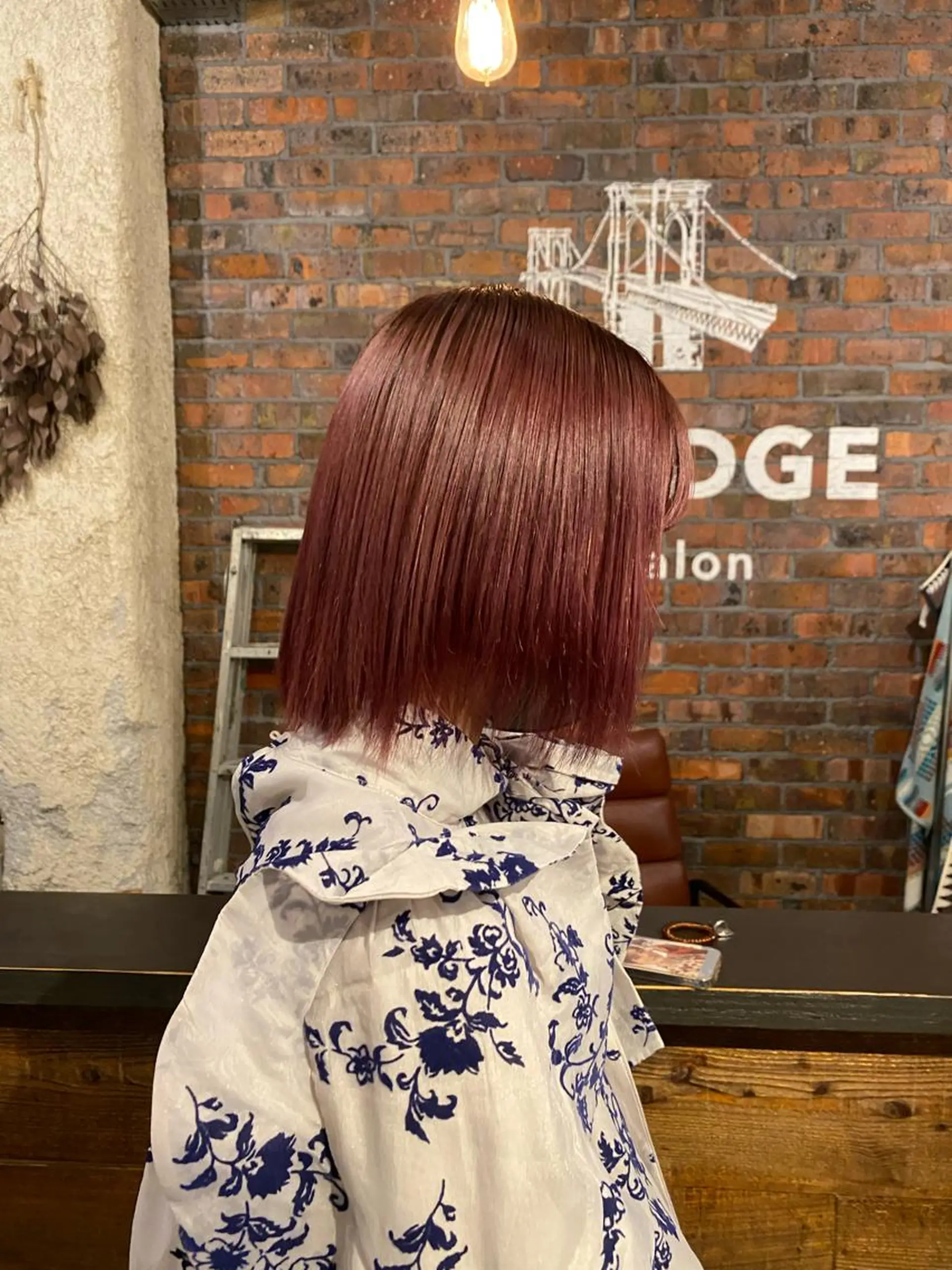 ショート カラー ピンクカラー the BRIDGE 加藤みのりのヘアスタイル