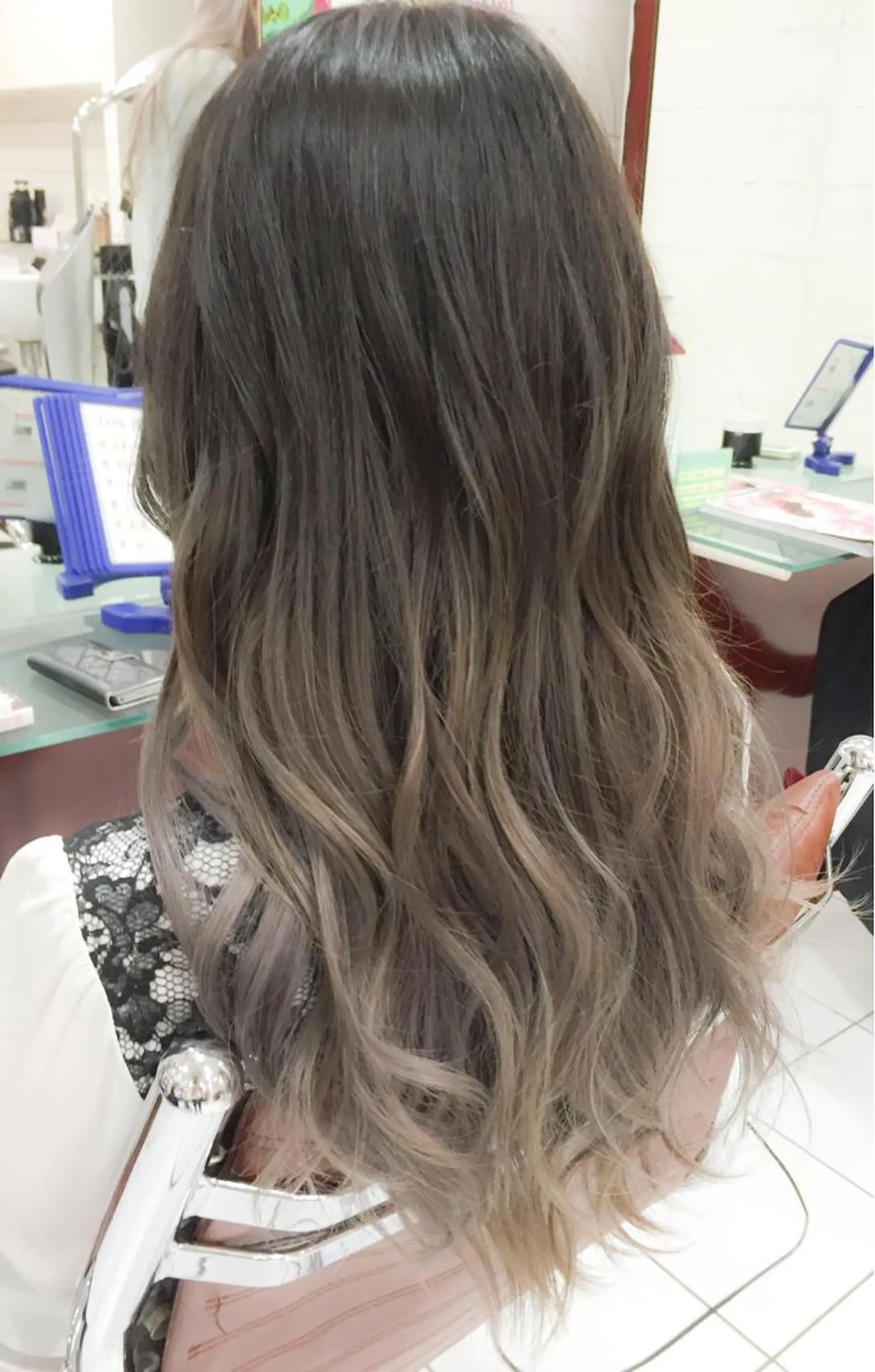 ミディアム カラー ヘアアレンジ モテ髪透明感❤️ デイズヘアカラーのヘアスタイル