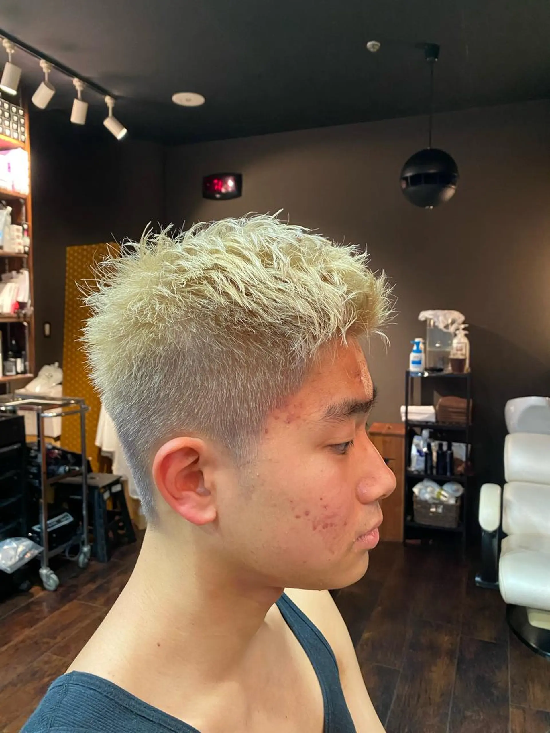 メンズ フェードカット メンズハイトーン NYLON所属・TopStylist ⭐️HIKARU⭐️のヘアスタイル