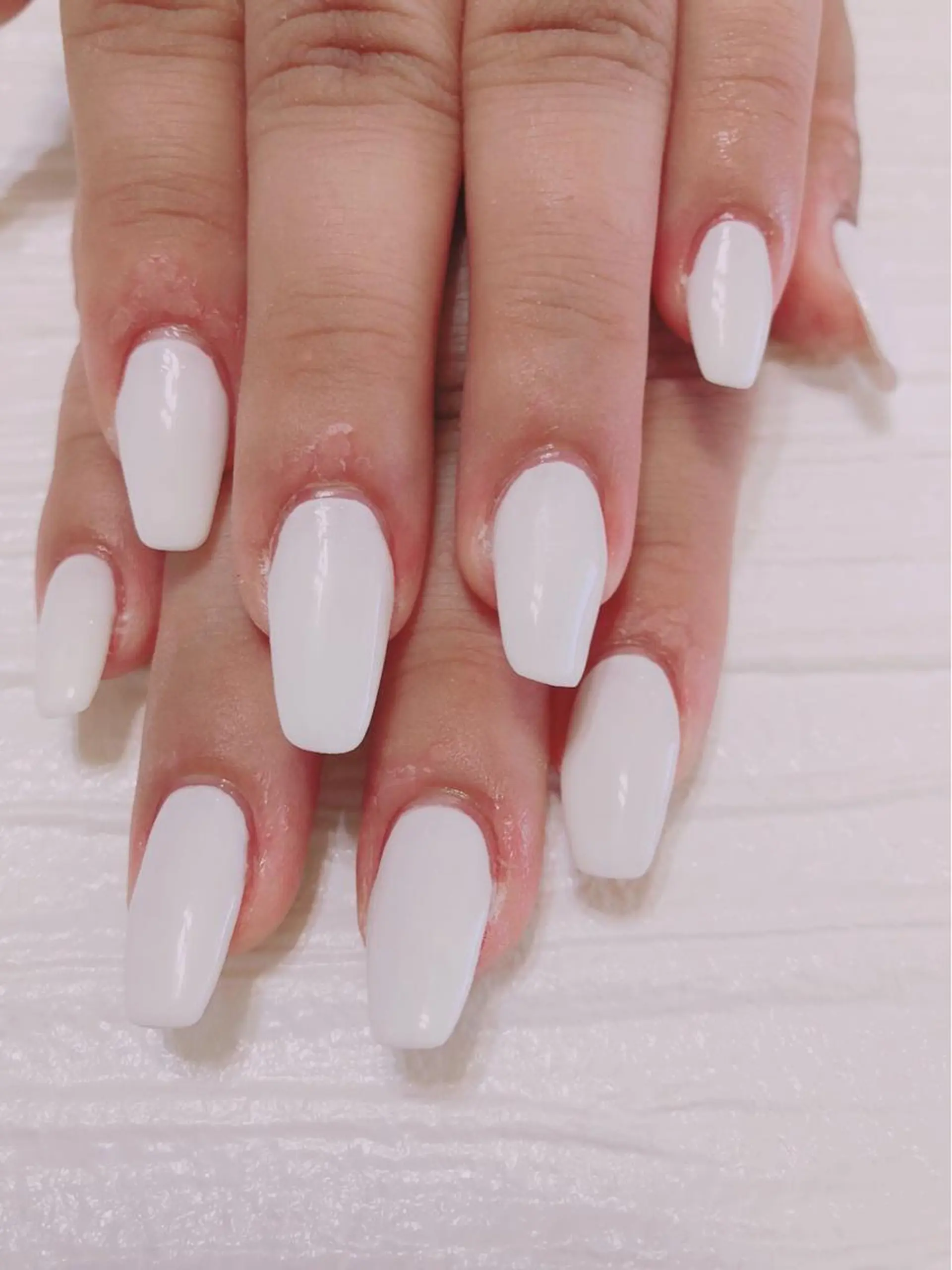 ネイル 長さ出し フレンチネイル ワンカラーネイル 夏ネイル ハンドネイル ere beauty yukiのネイルデザイン