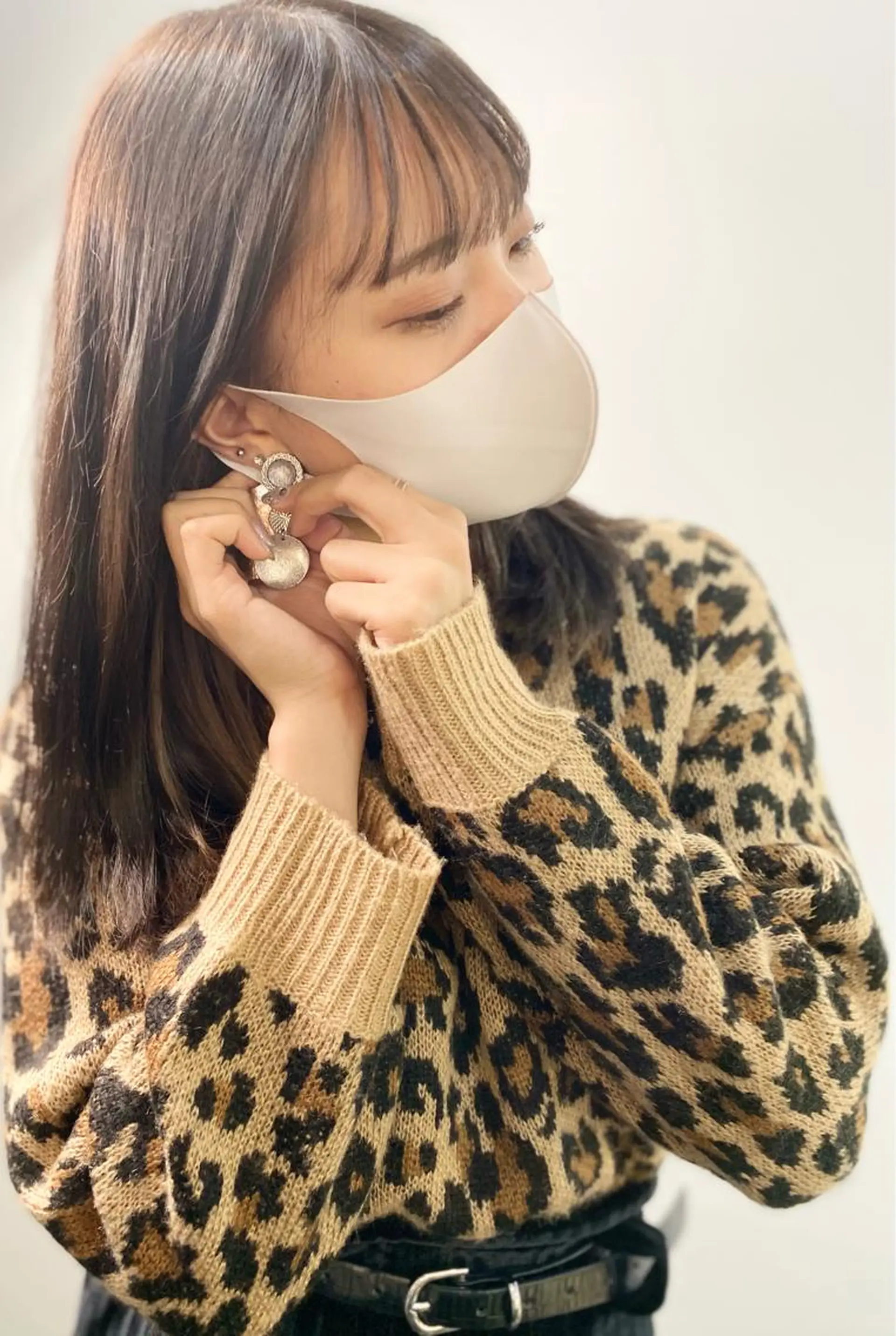 ミディアム opus 店長大和 レイヤー/赤み消しのヘアスタイル