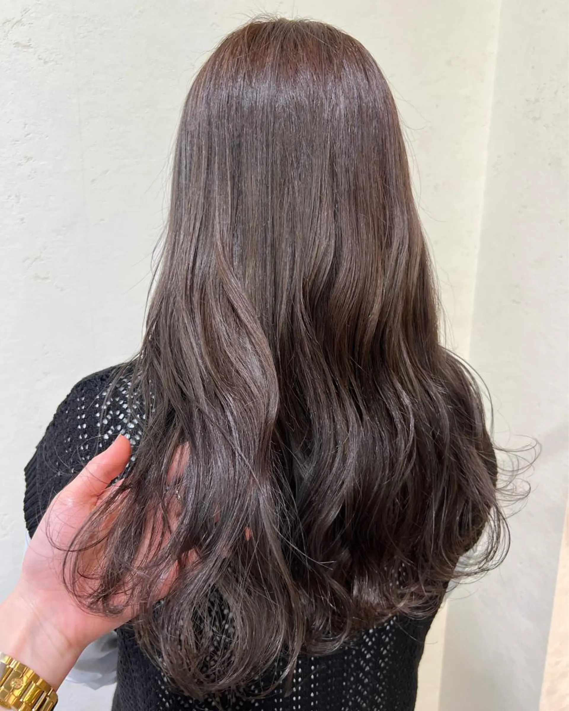 ロング カラー カット ヘアカラー mana .のヘアスタイル