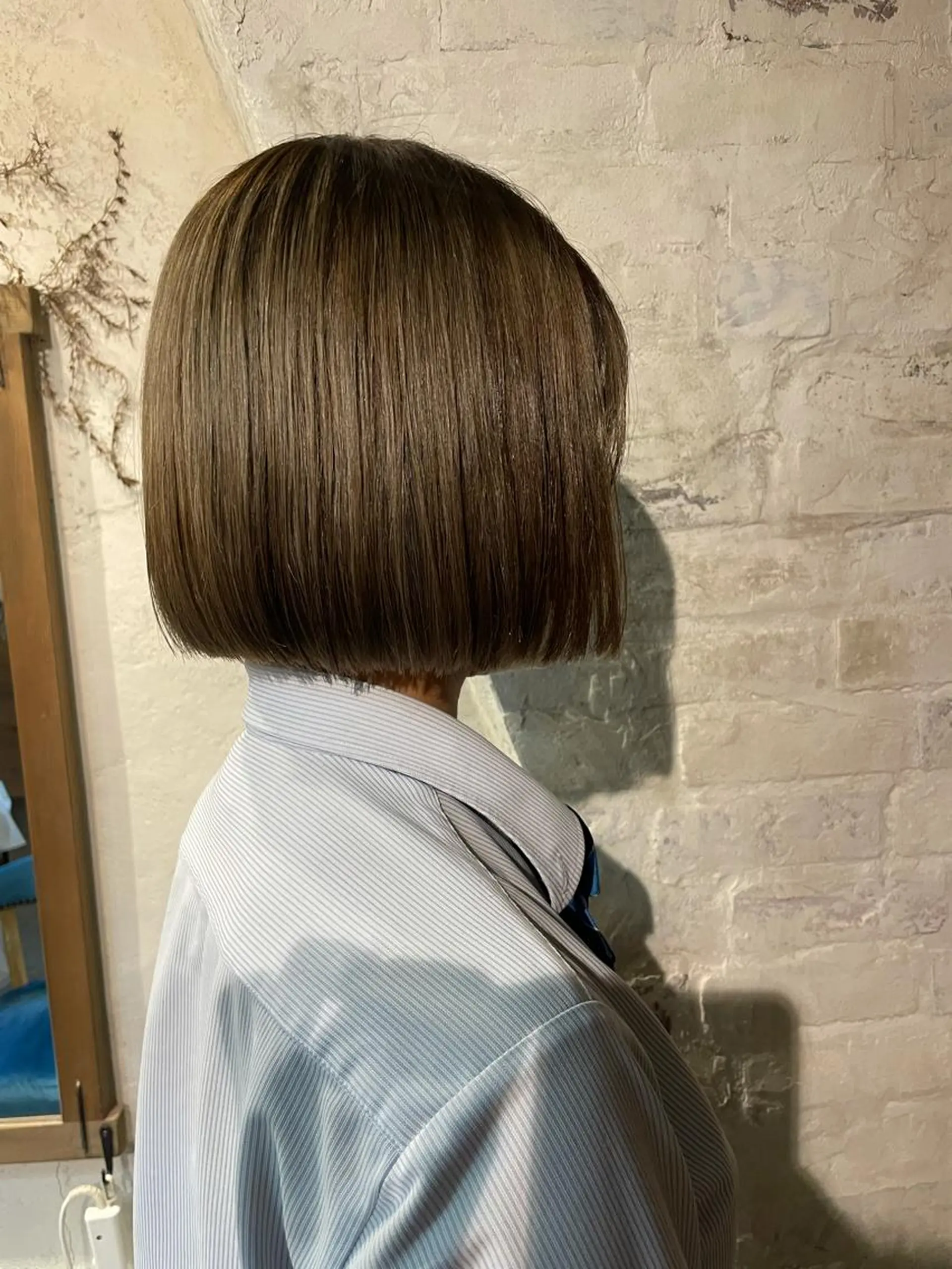 ショート ボブ 泊 紗羅のヘアスタイル