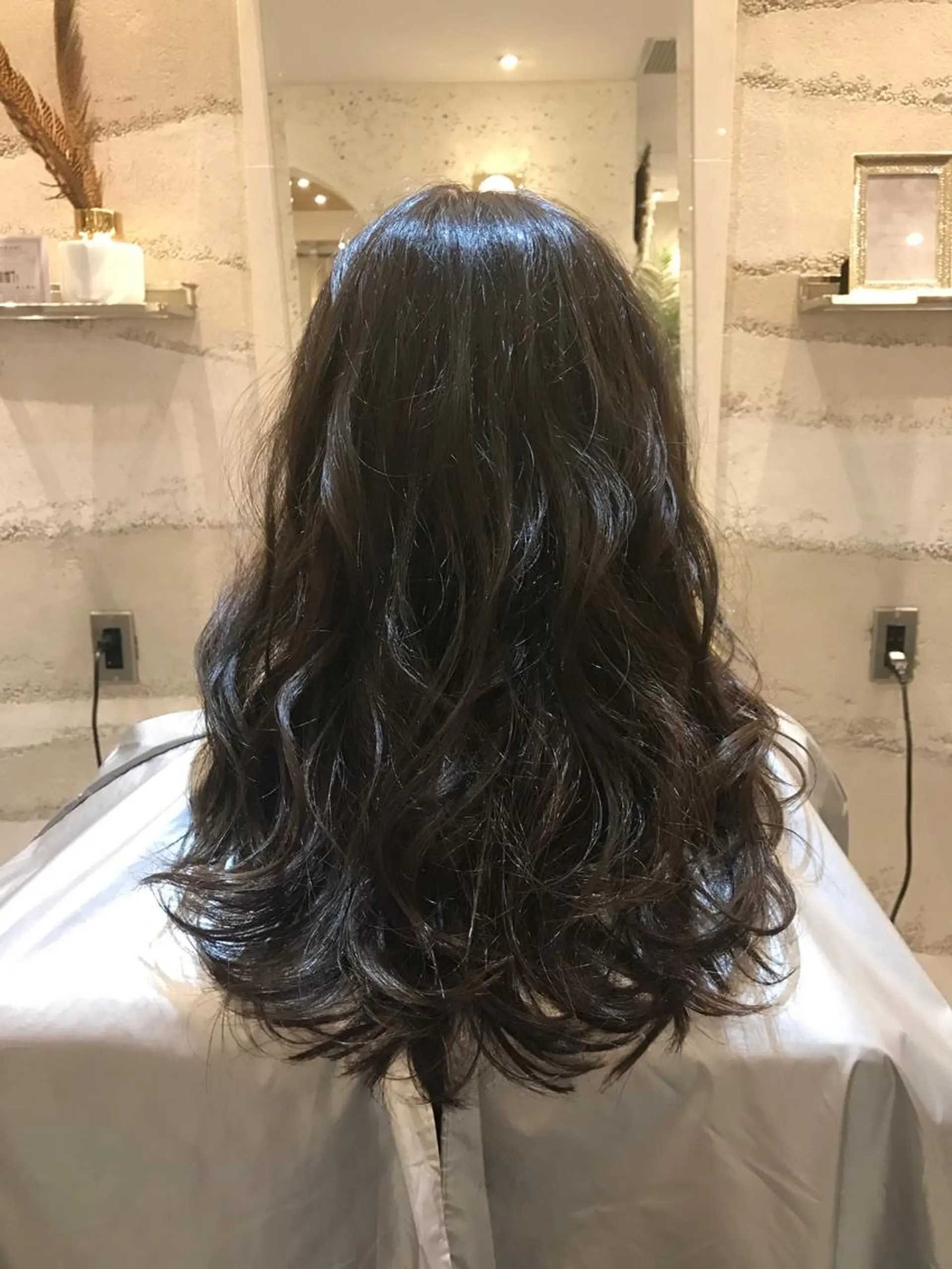 セミロング カラー アッシュ ベージュカラー ブルーカラー ブルーアッシュ グレージュ 髪質改善・艶髪特化 木村侑平のヘアスタイル