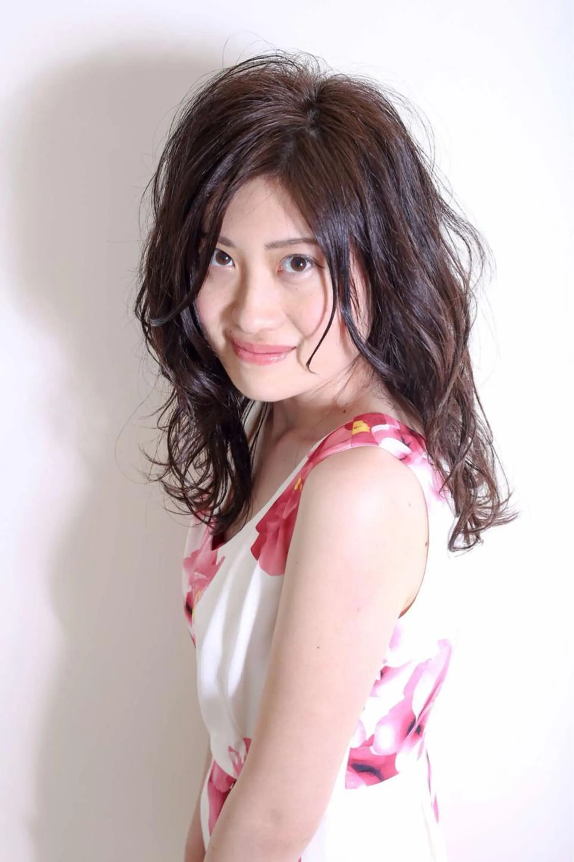 ロング 伊藤 裕貴のヘアスタイル