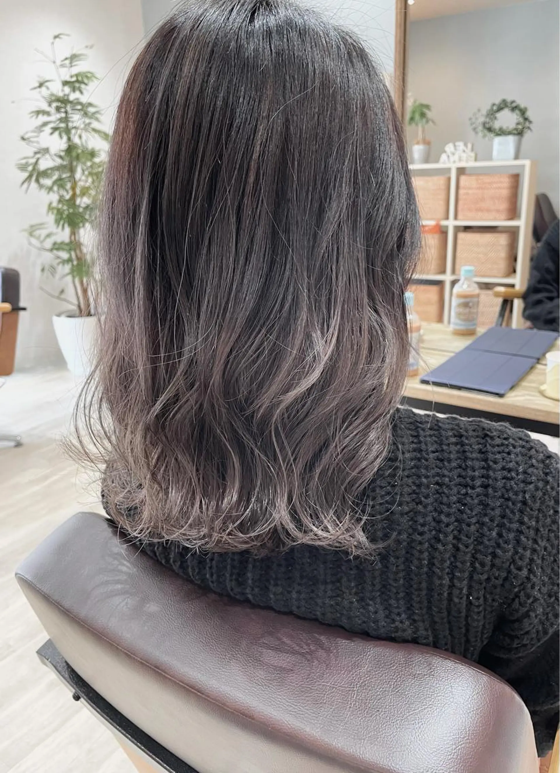 ミディアム カラー ブリーチ ハイライトカラー ハイライト VERBENA所属・ハイライト／艶カラー 大河シンジのヘアスタイル