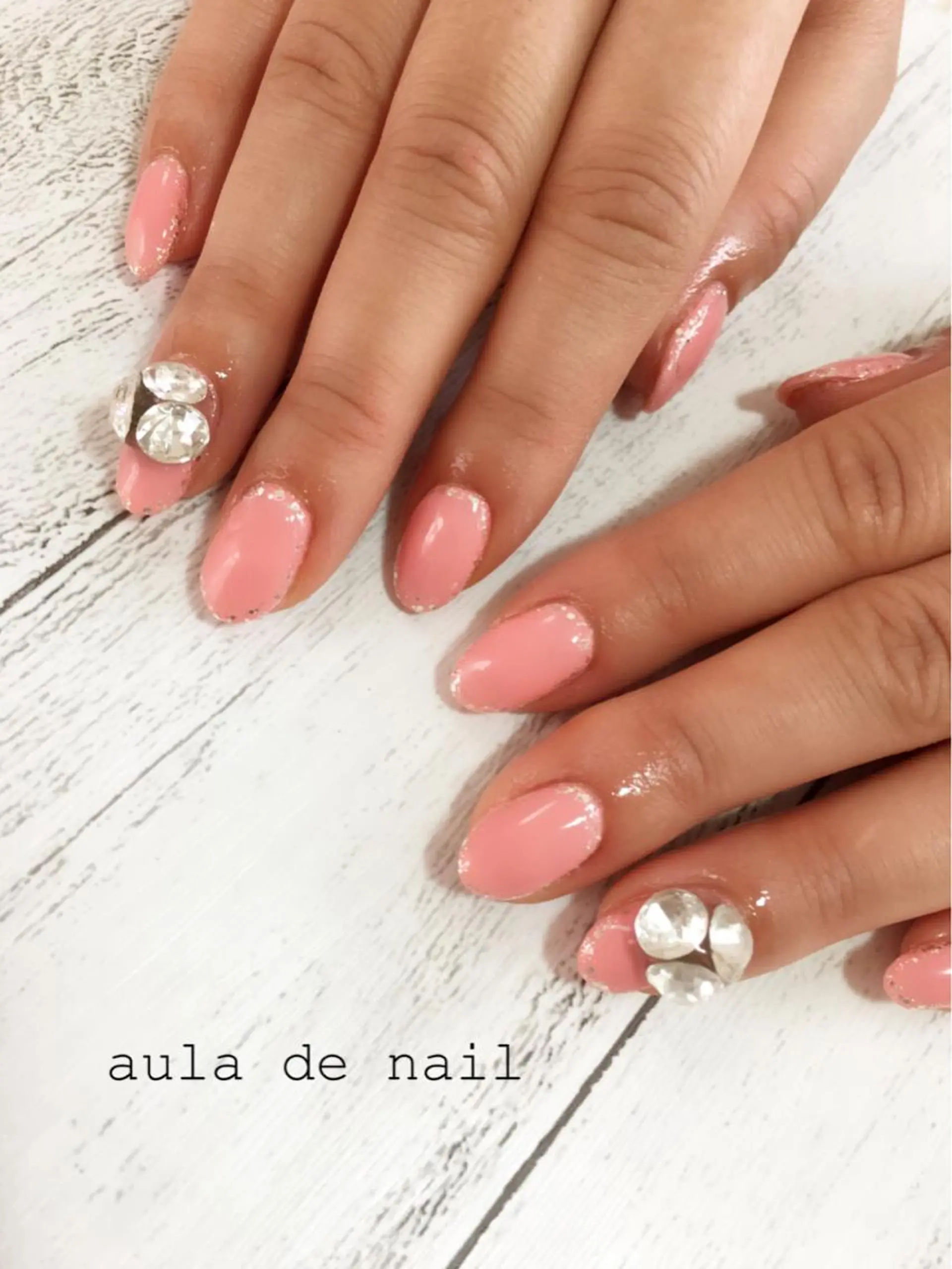 ネイル ピンク ストーンネイル auladenail アウラデネイルのネイルデザイン