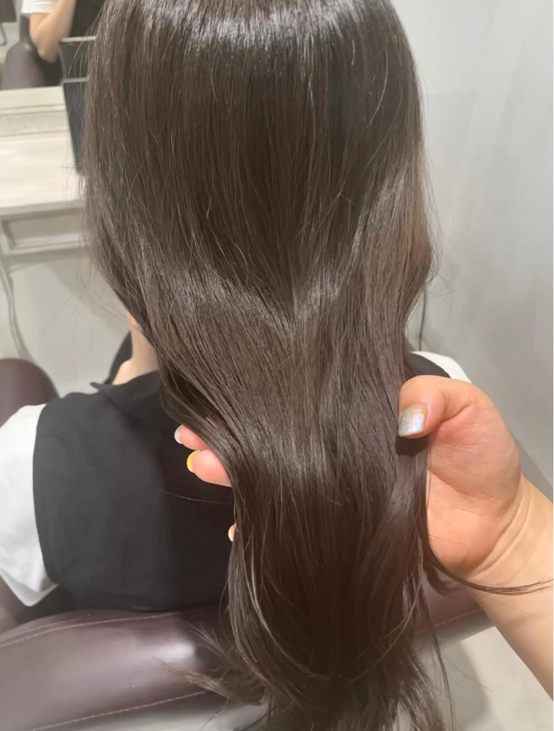 ロング カラー ブリーチ 透明感カラー グレージュ ブリーチなしカラー ヘアカラー フェイシャルエステ＆まつげサロン　La Pleine Lune【プレーヌリュンヌ】所属・YURI /まつげパーマのヘアスタイル