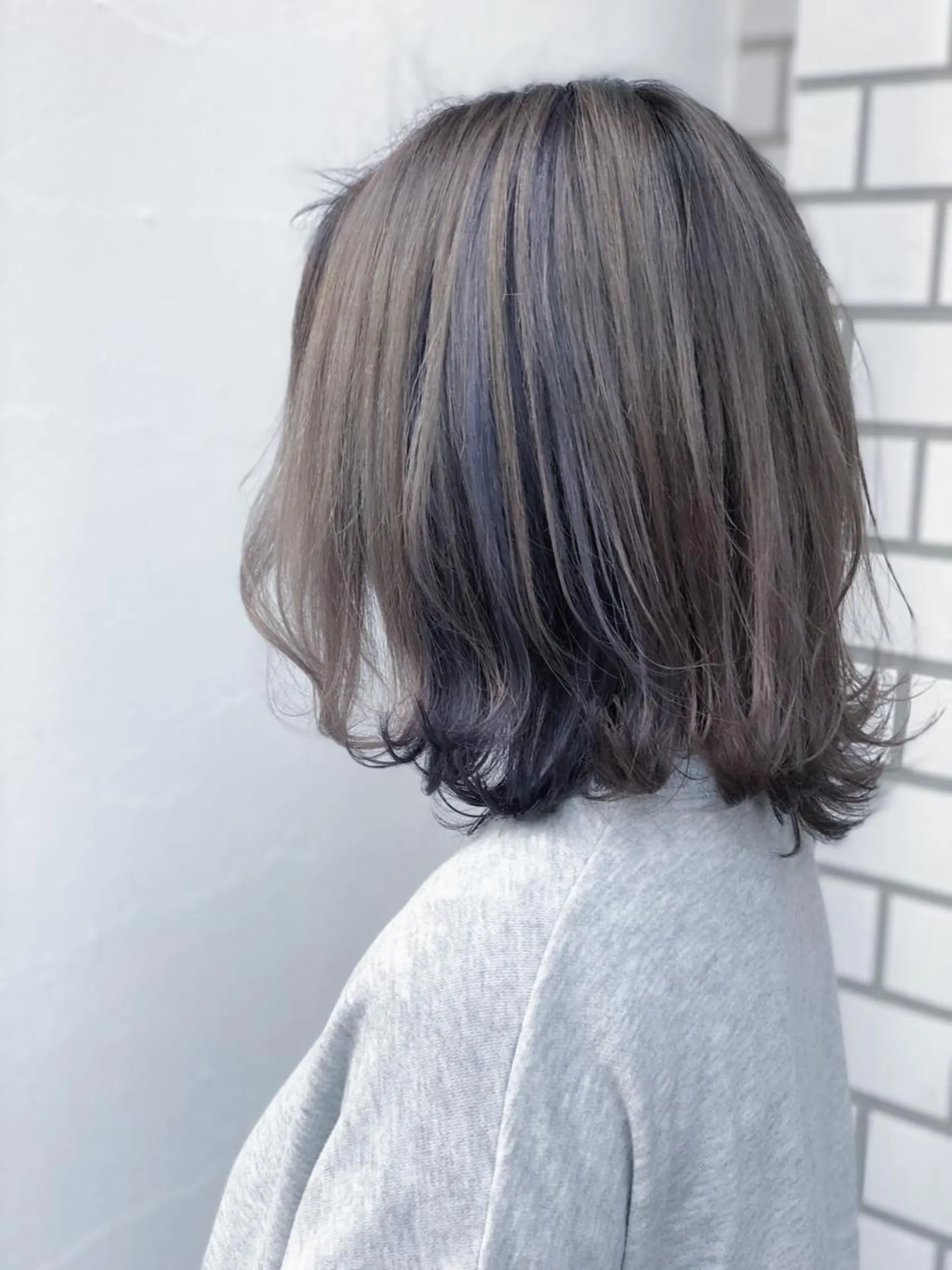 カラー ブルーカラー ブルーバイオレット インナーカラー シルバー バイオレットカラー カット特化柏駅 徒歩3分LOUのヘアスタイル