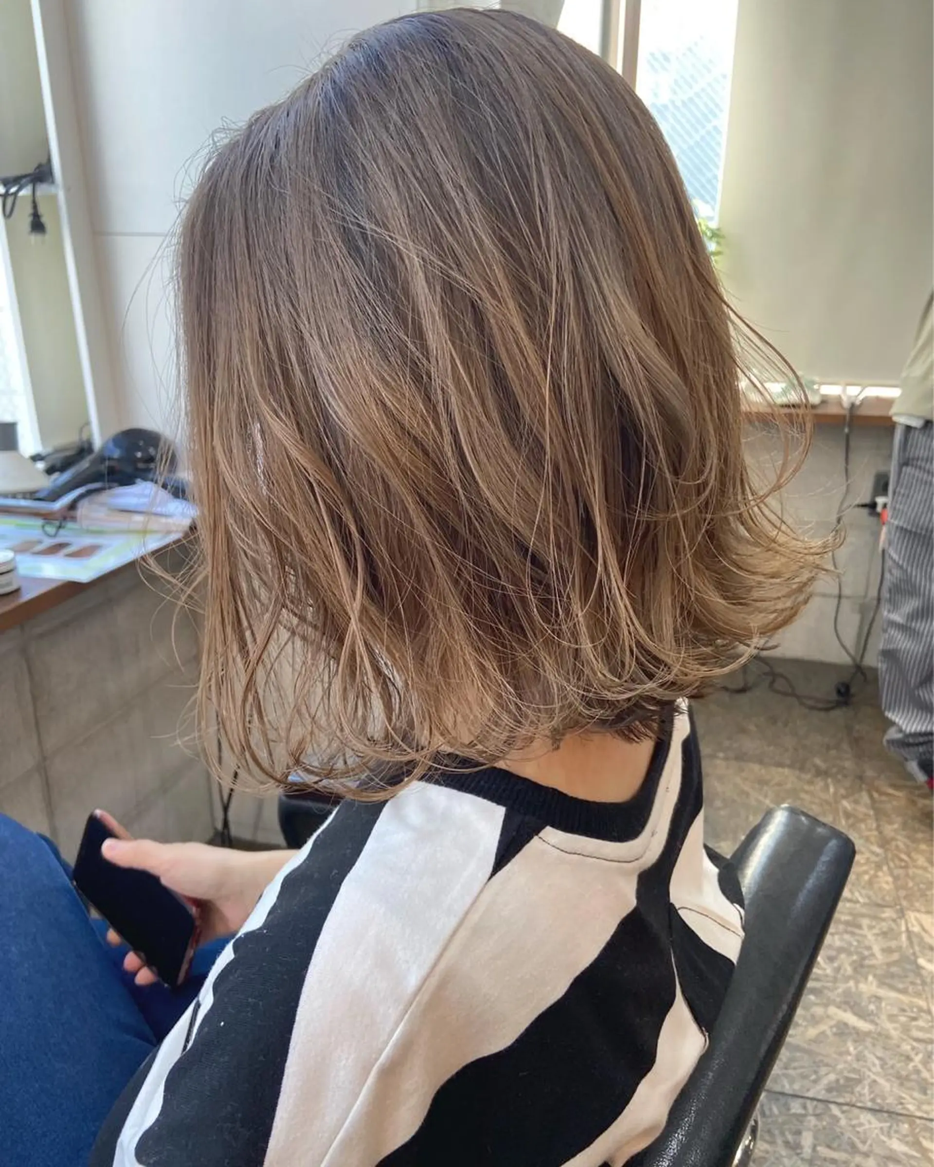 ミディアム カラー カット 中山 丈也のヘアスタイル