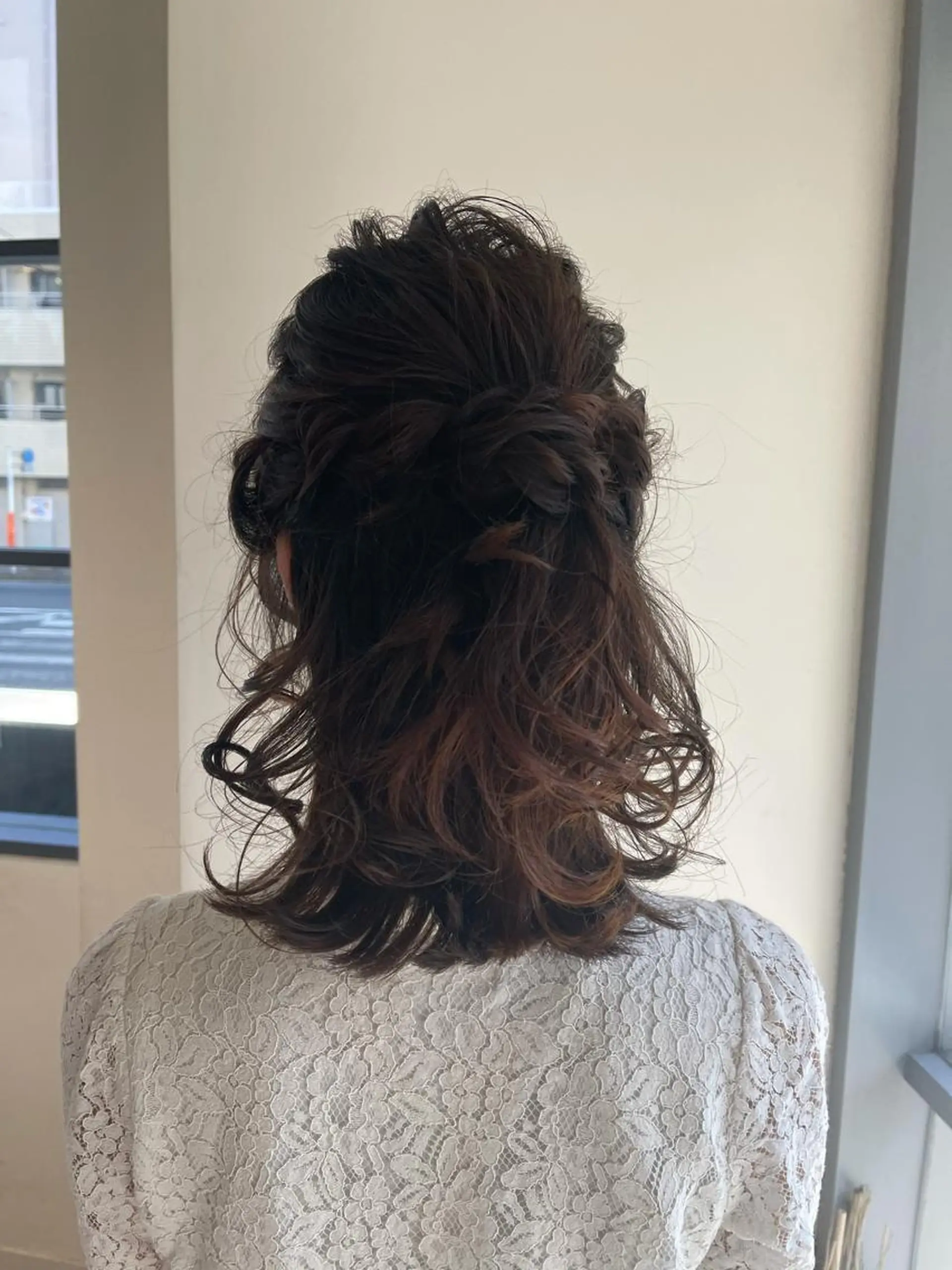 ミディアム ヘアアレンジ ☁Neolive .Ayana✂️のヘアスタイル