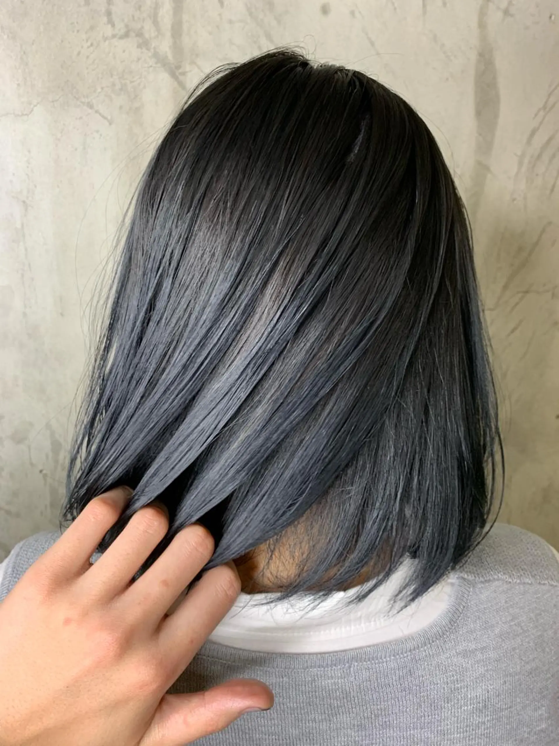 ミディアム カラー 🐝肥田 しょーと🐝のヘアスタイル