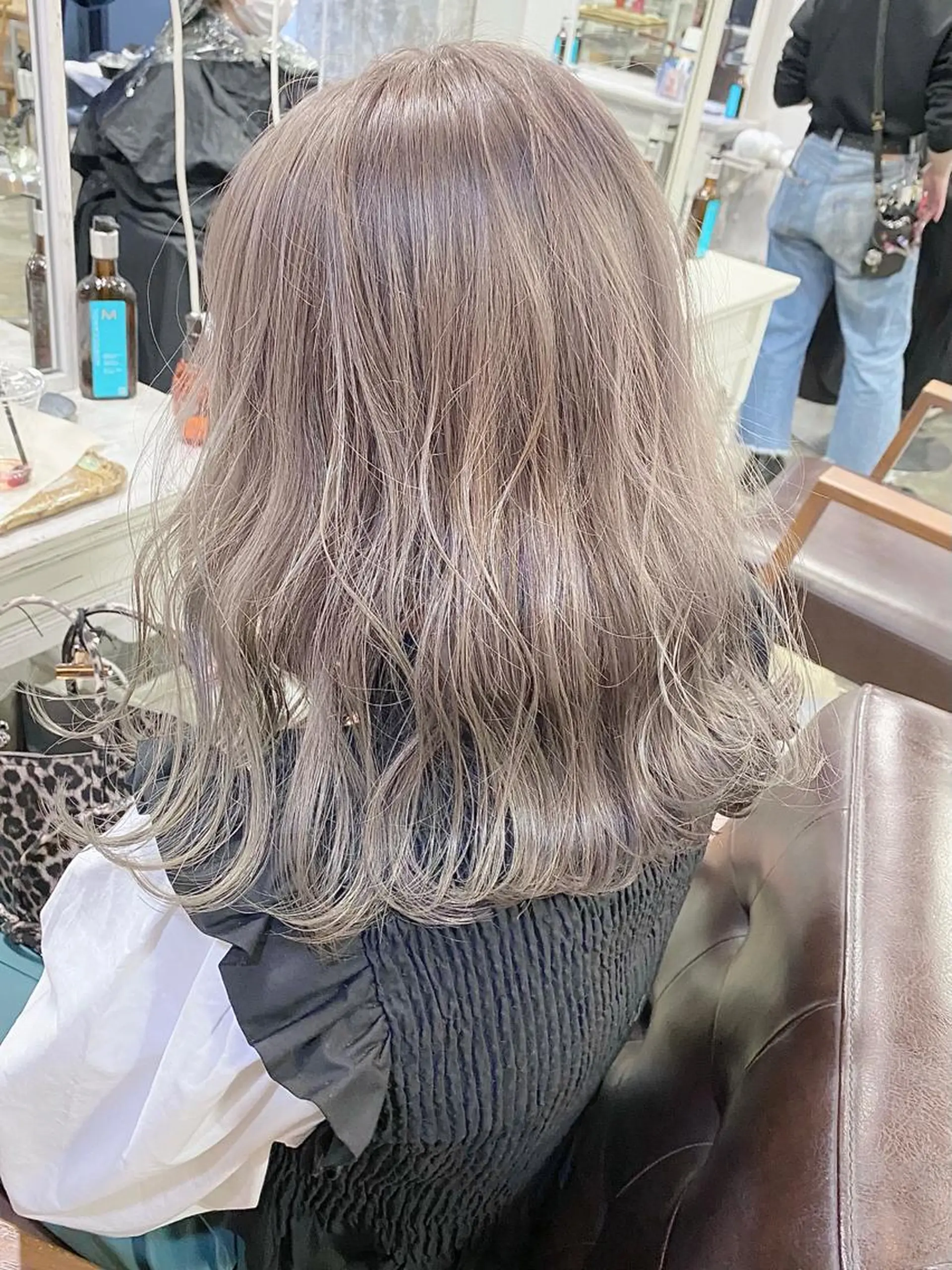 セミロング カラー ベージュカラー ブリーチ ブロンド ブロンドベージュ ハイトーンカラー ヘアカラー Piaコータロー ハイトーン&‪ボブのヘアスタイル