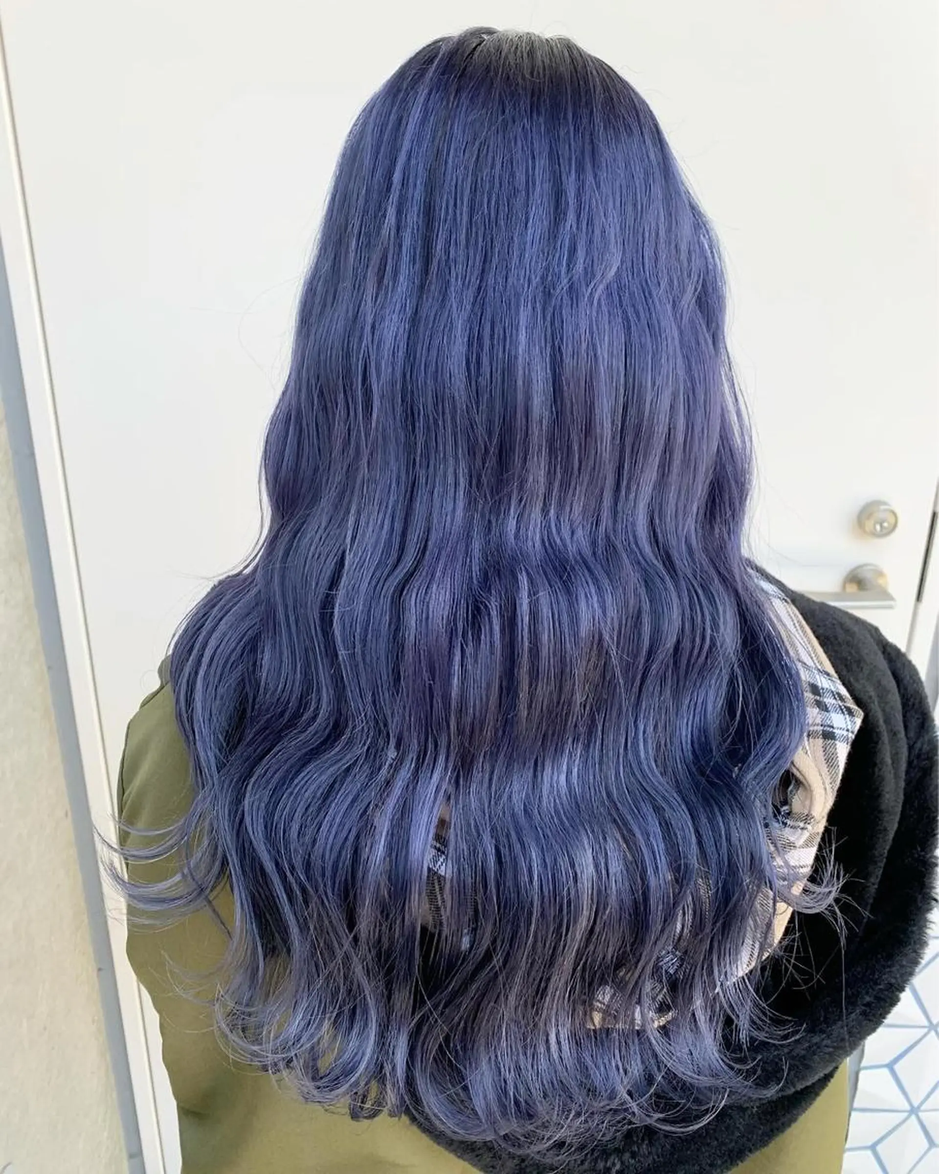 ロング カラー ヘアカラー トリートメント 🌈艶ハイトーン🌈 心を込めます🤝涼介のヘアスタイル