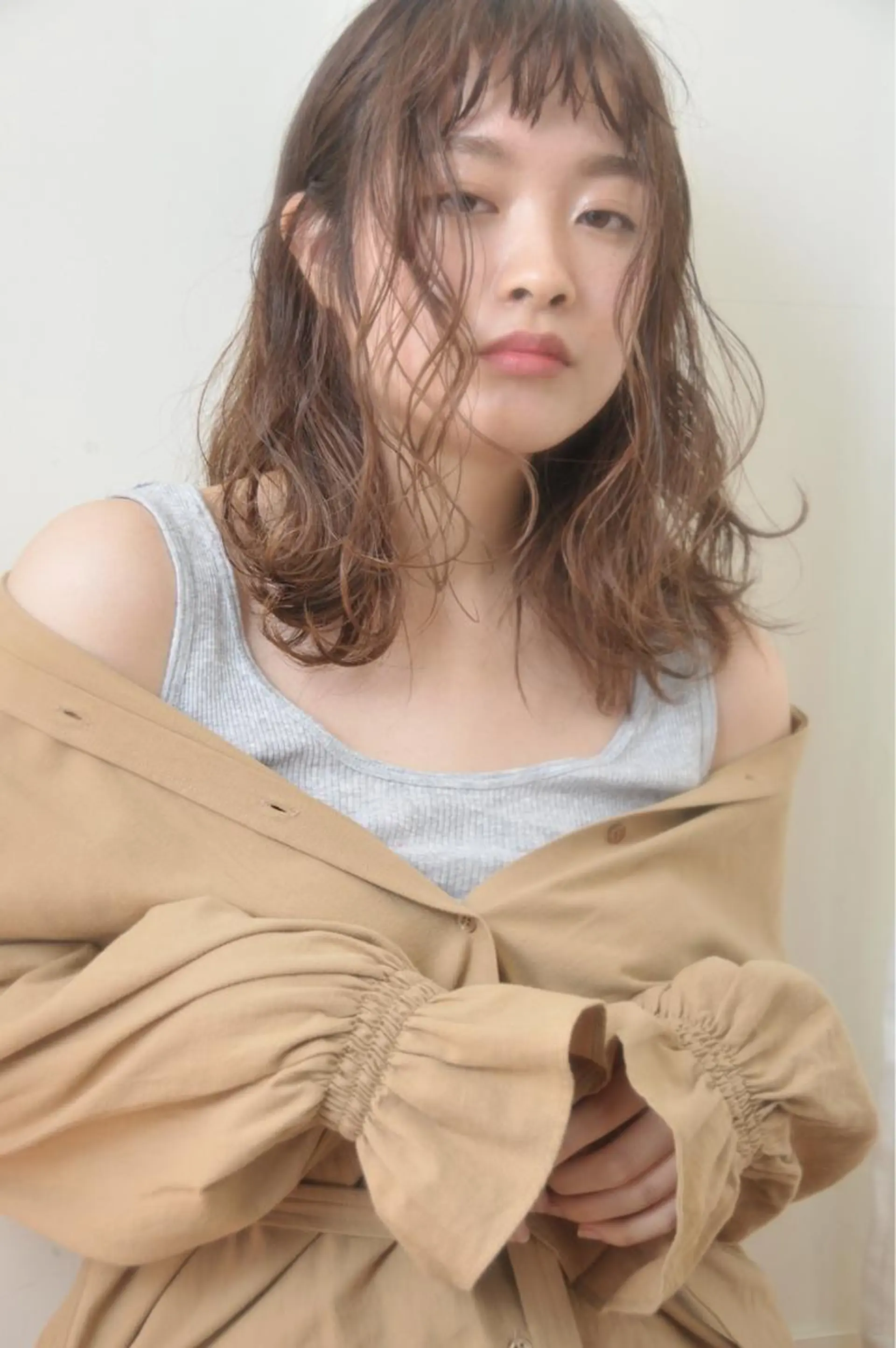 ミディアム カラー グレージュ ヘアカラー Neolive caffのヘアスタイル