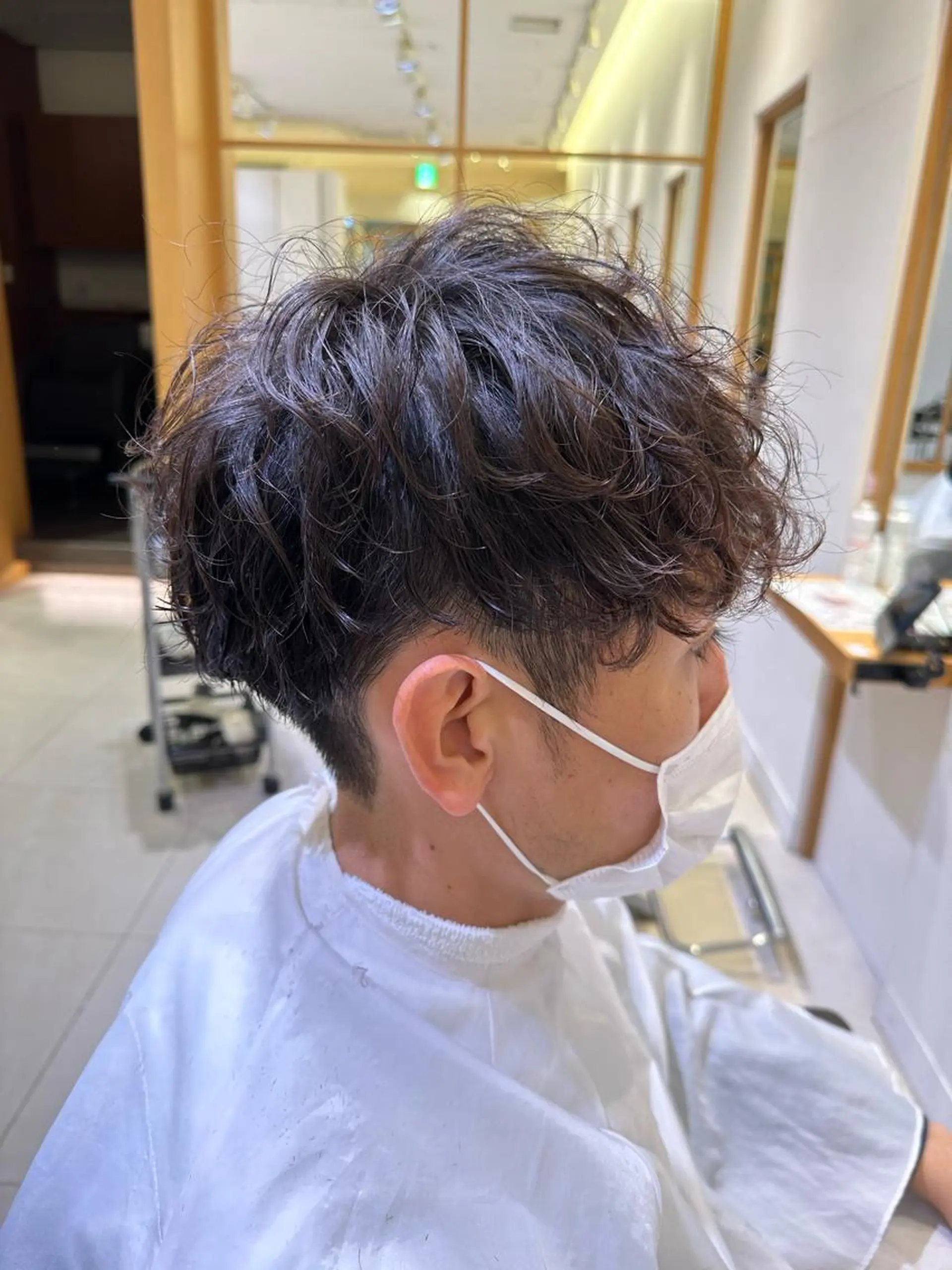 パーマ メンズ 中島 愛のヘアスタイル