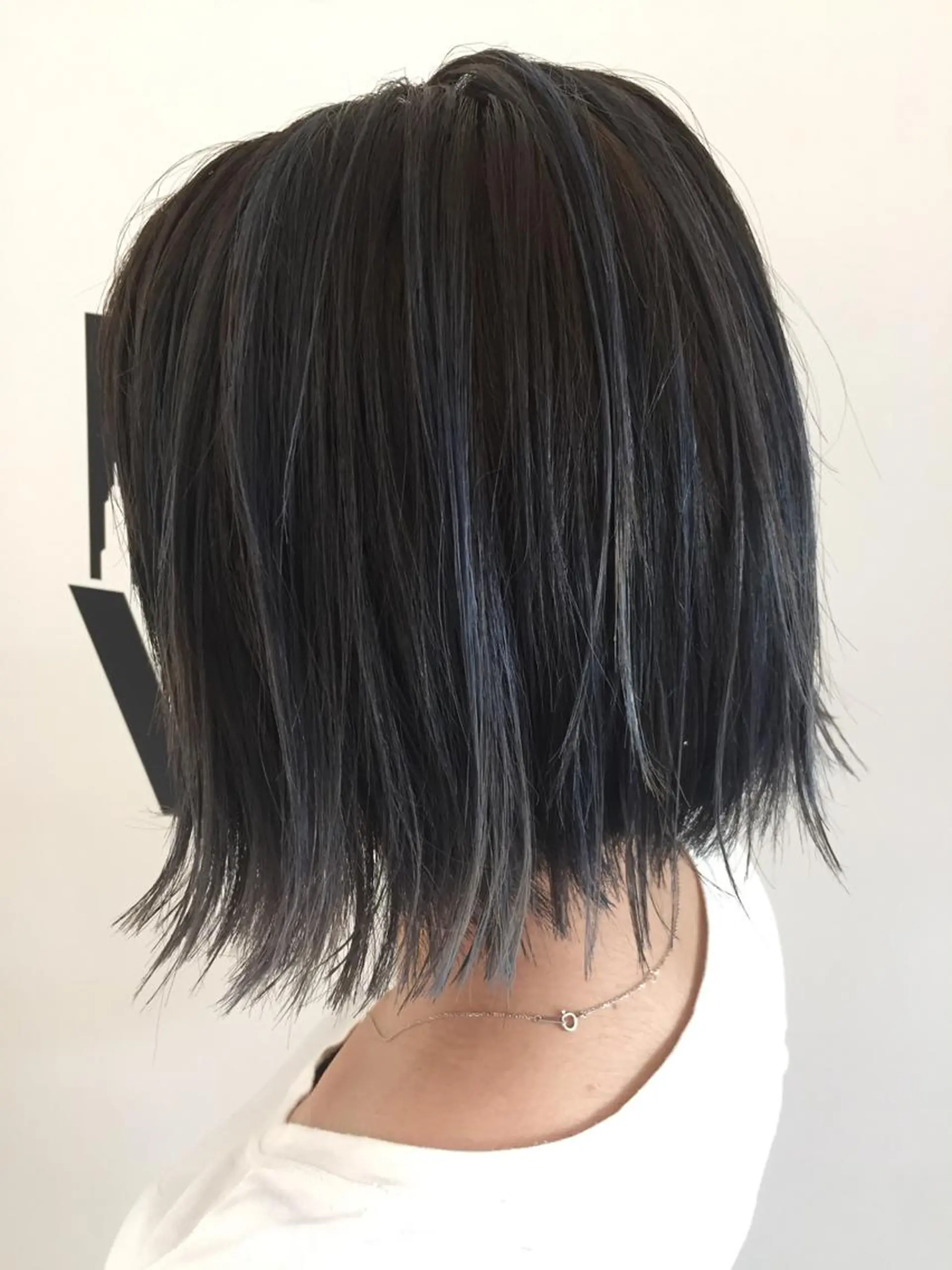 ミディアム カラー アッシュ ブルーカラー ブルージュ ハイライトカラー ハイライト ✂️小顔カット✂️ 山本有紀のヘアスタイル