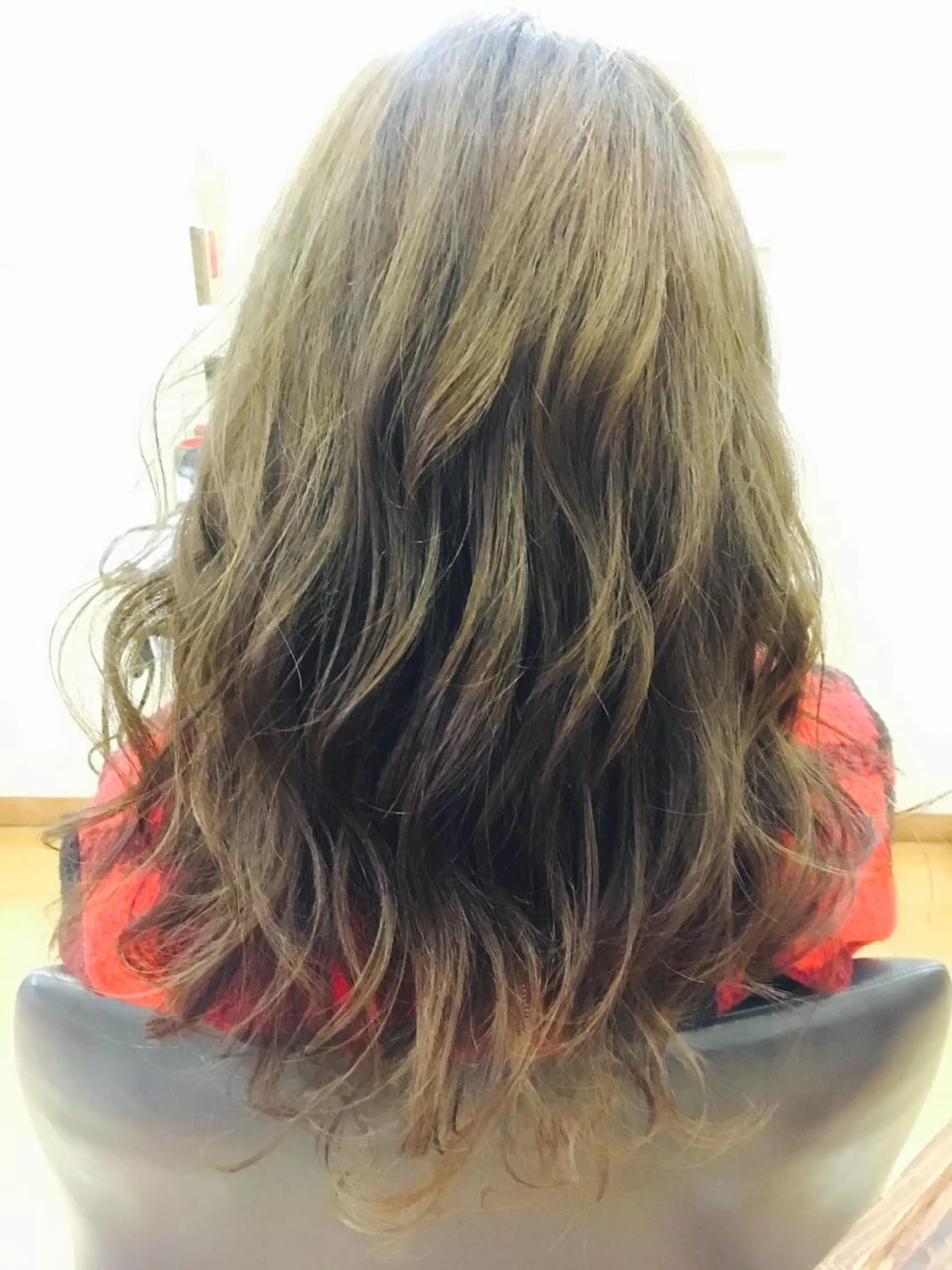 ロング カラー 牛島 久美子のマツエク・マツパデザイン