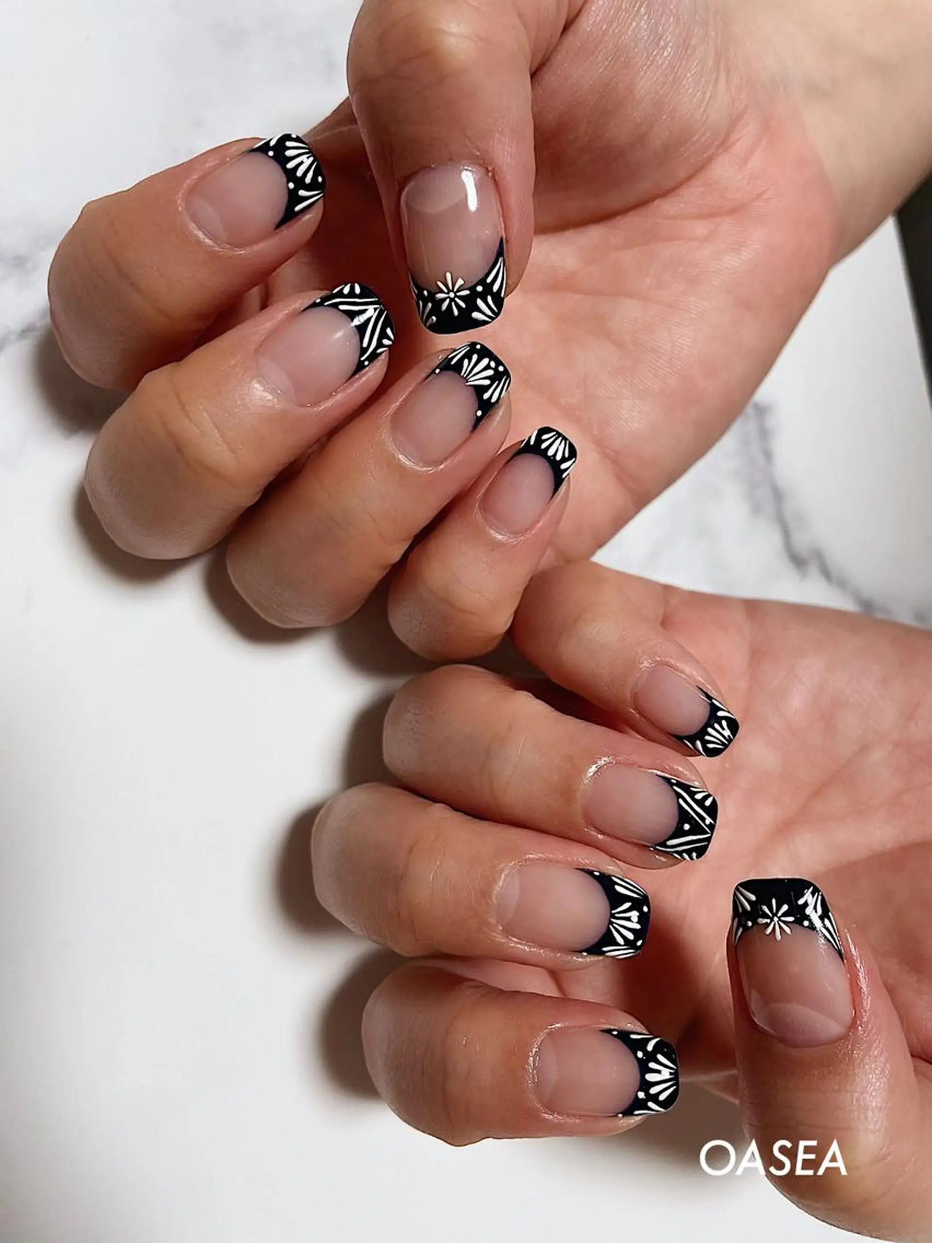 ネイル ハンドネイル 🌞💜 KAORI 🌴のネイルデザイン