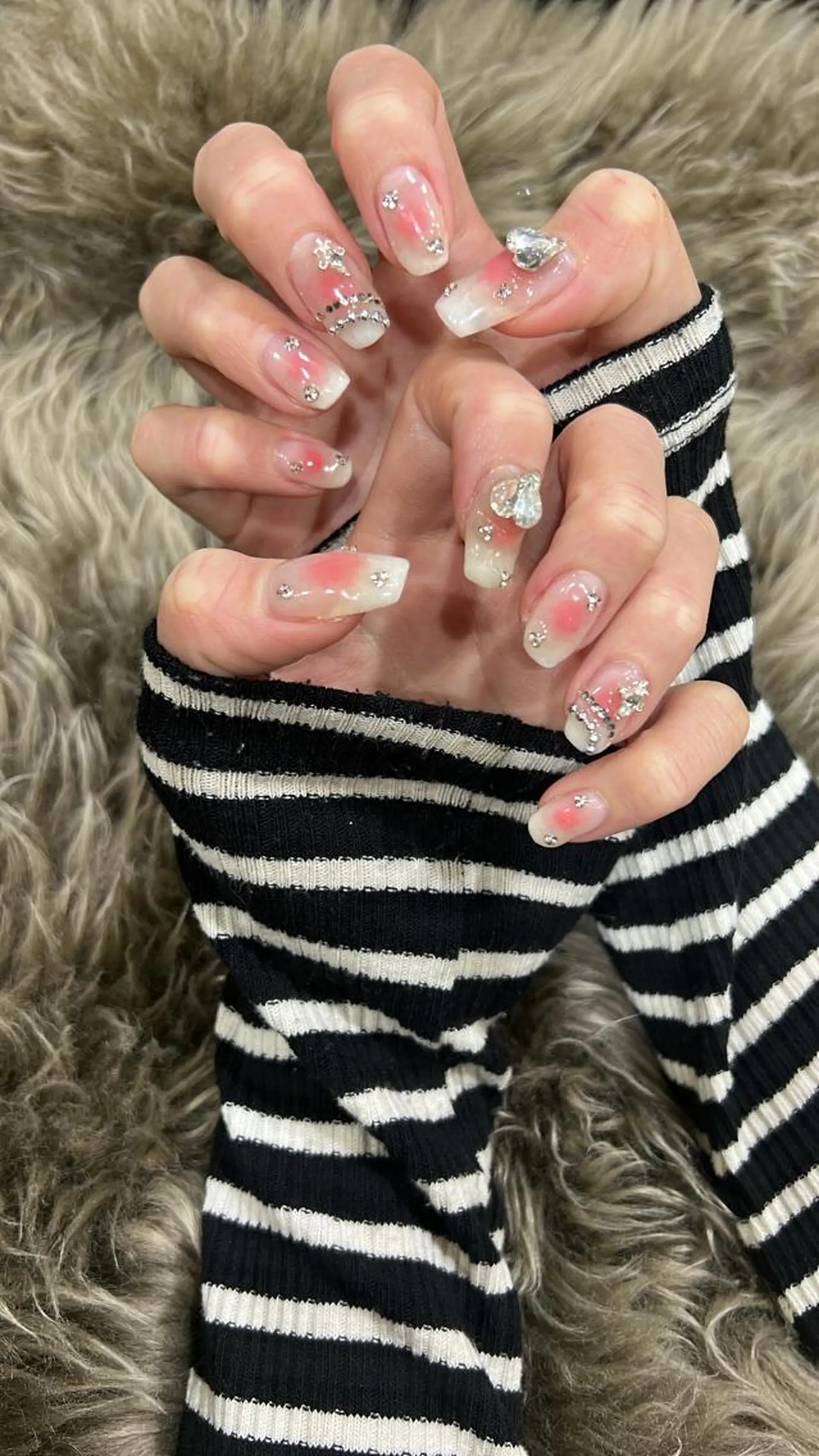 ネイル ハンドネイル 韓国🩶Y2Kネイル 💫くれはのネイルデザイン