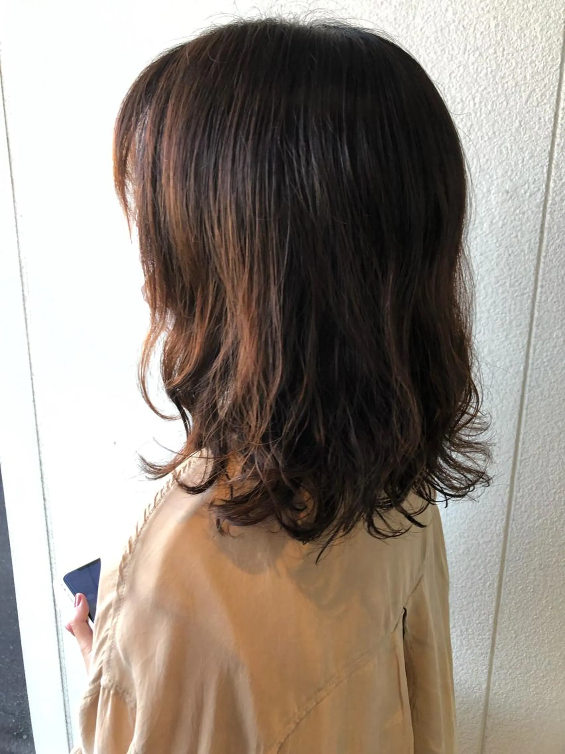 セミロング パーマ 中本 日葵梨のヘアスタイル