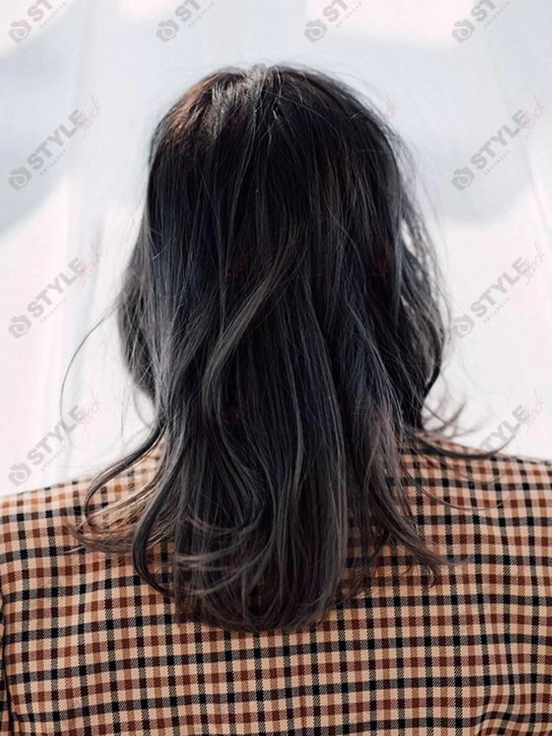 ミディアム カラー カット トリートメント 白髪ぼかしハイライト 柳川拓哉のヘアスタイル