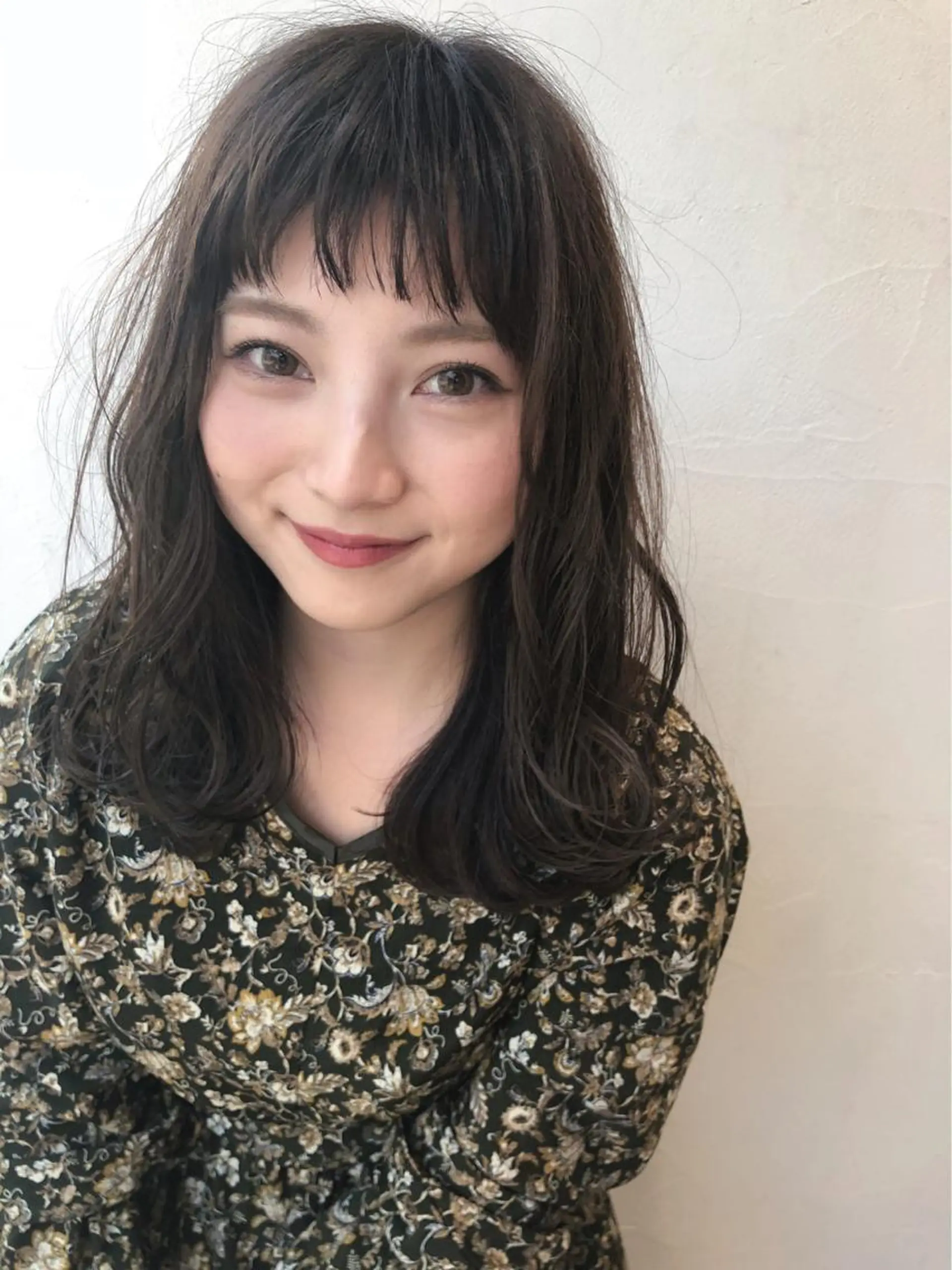 ミディアム カラー グレージュ オン眉 メンズカット特化柏駅 徒歩3分LOUのヘアスタイル