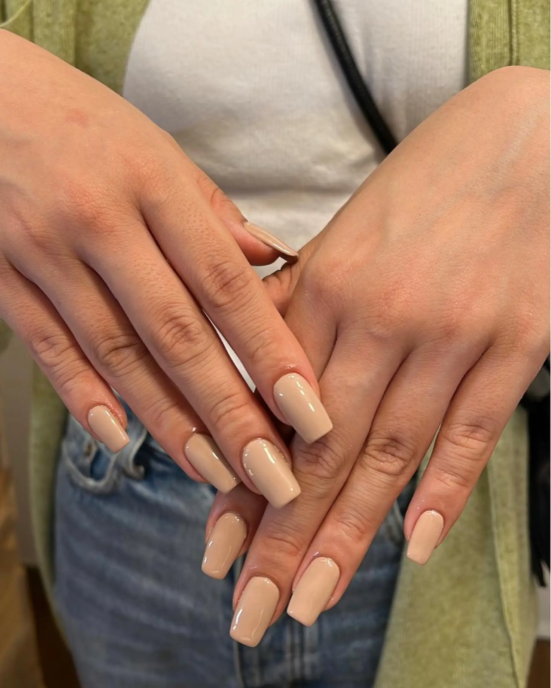 ネイル ハンドネイル フットネイル ハンドケア Nes.Nail所属・Miyagi Asamiのネイルデザイン