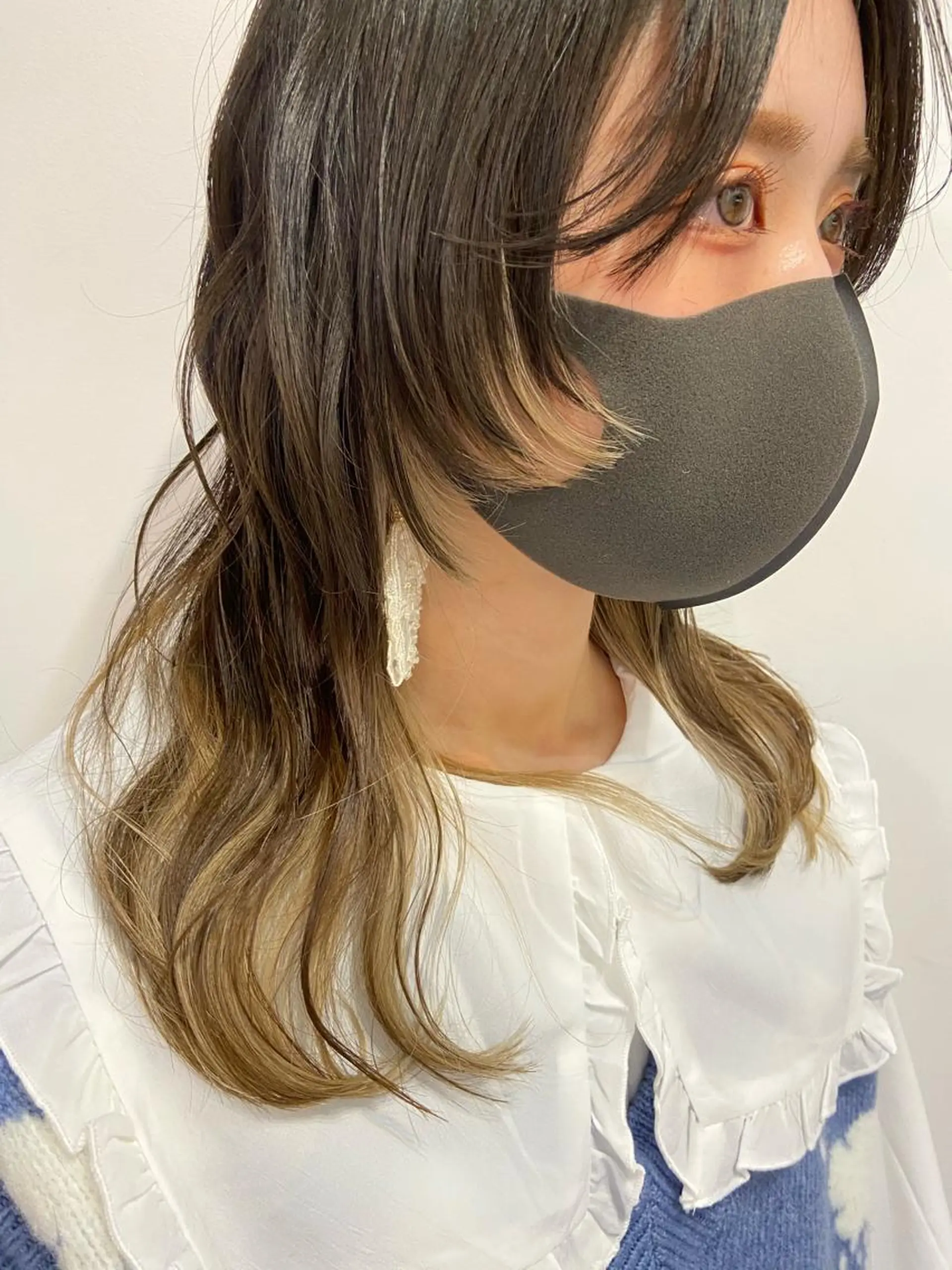 ロング ヘアアレンジ satsuki 暖色・ブラウンカラーのヘアスタイル