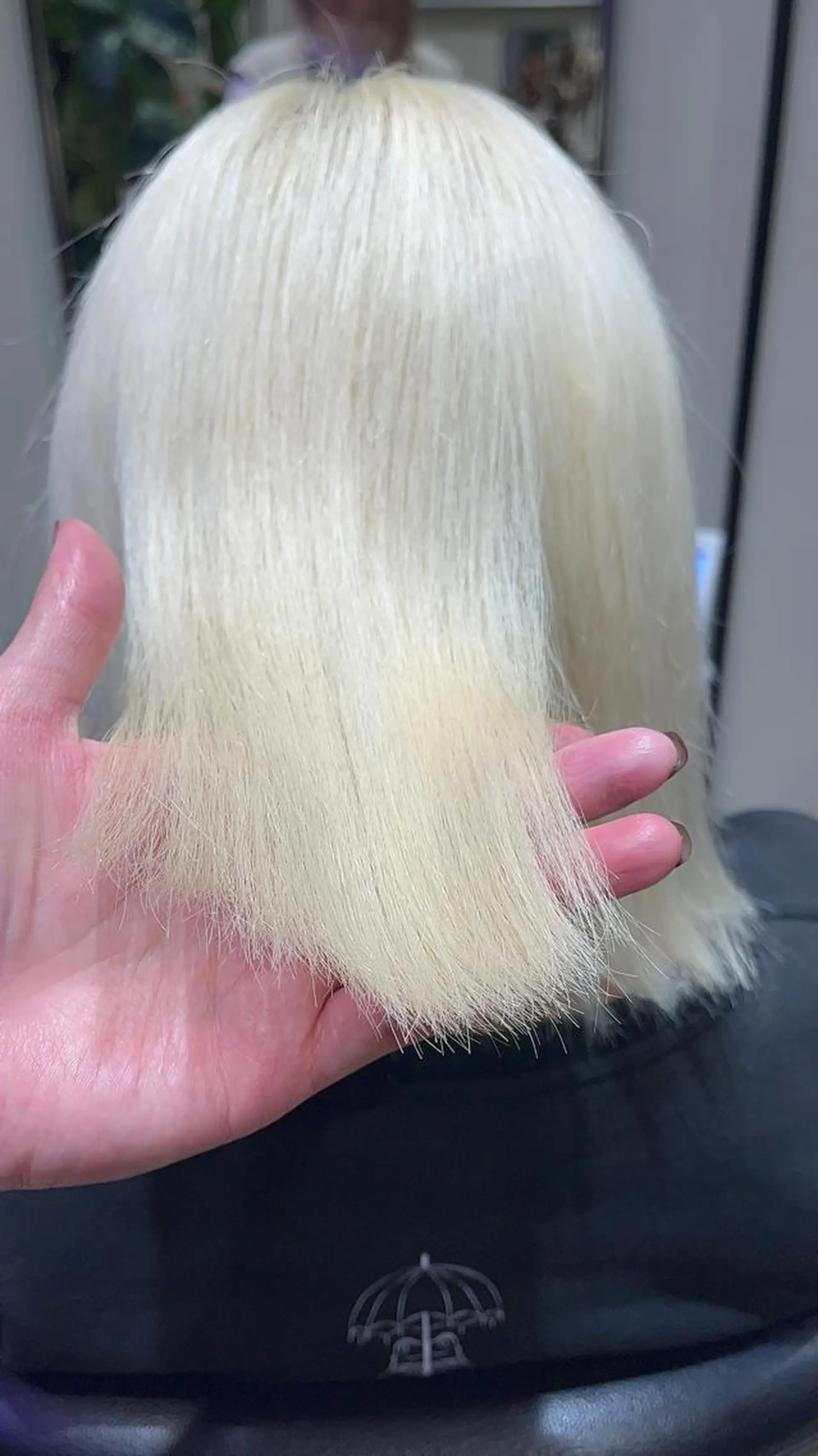 えんぐちとも／透明感 カラー／博多ボブのヘアスタイル