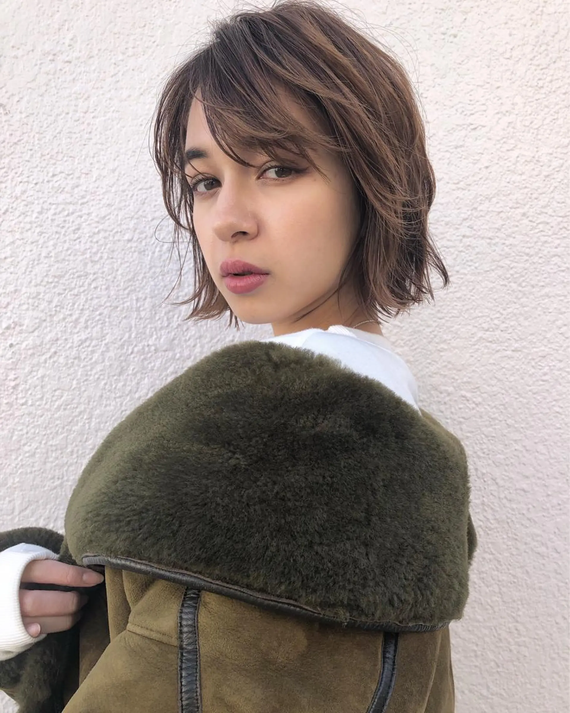 ショート カラー パーマ ヘアアレンジ メンズ キッズ ネイル マツエク・マツパ メンズハイライト ハイライトカラー ハイライト ショートヘア ショートネイル カット ヘアカラー トリートメント ヘッドスパ 韓国風×透明感カラー 髪質改善オタベシンヤのヘアスタイル