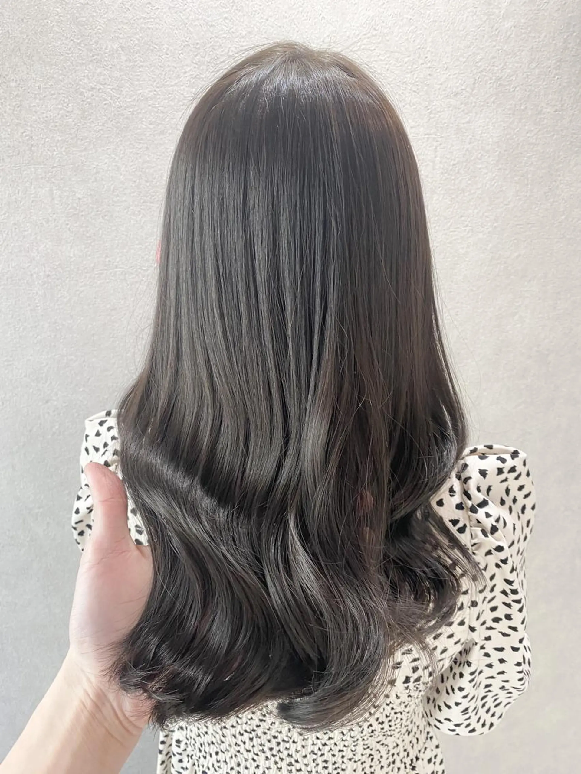 セミロング カラー ヘアアレンジ カット ヘアカラー トリートメント 🥇ブリーチ無し 透明感🥇佐藤のヘアスタイル
