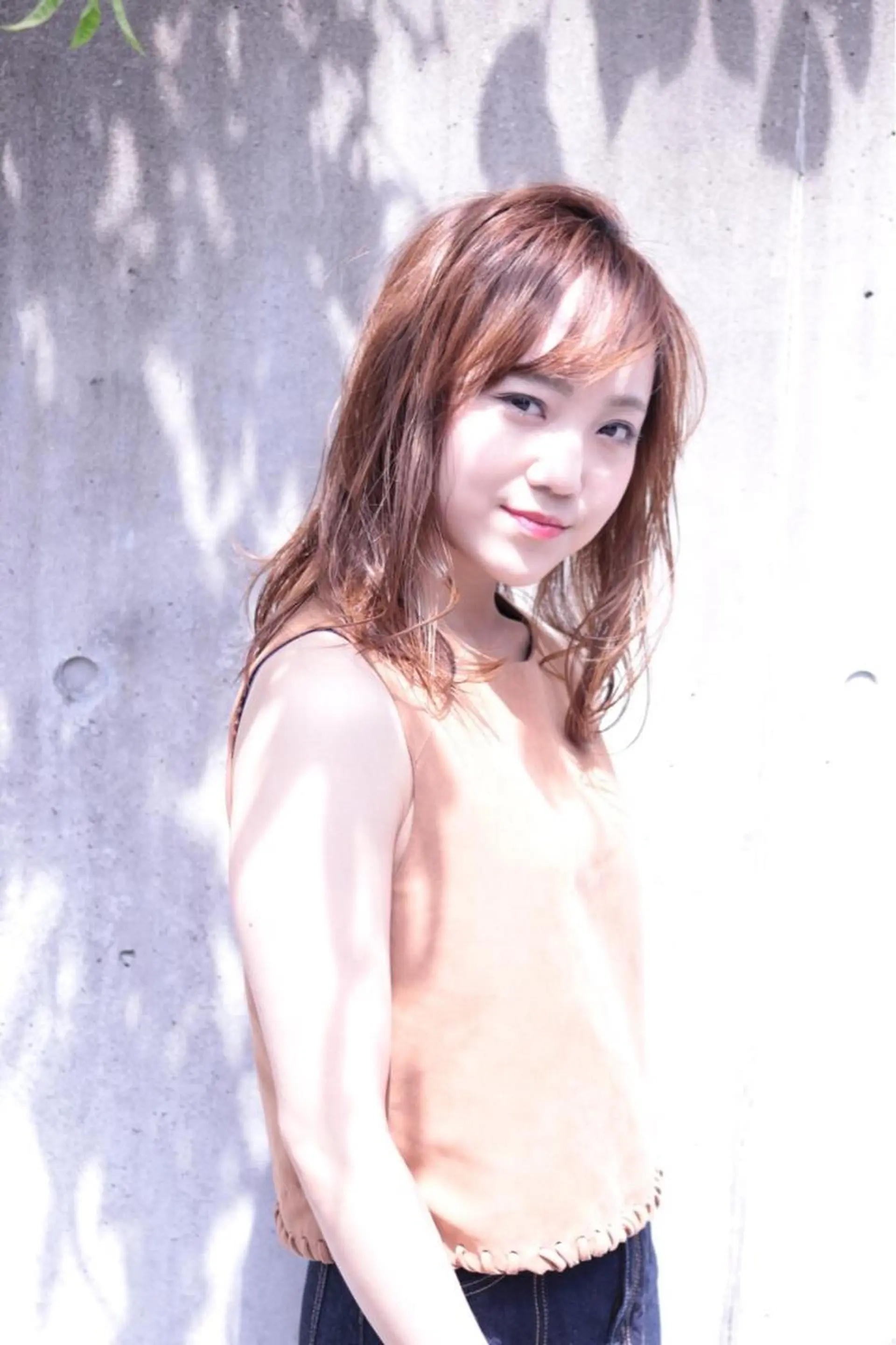 ミディアム カラー パーマ ヘアアレンジ ミディアムパーマ バレイヤージュ 黒髪 グラデーションカラー グレージュ 【ツヤ髪美容師】 ツダケイスケのヘアスタイル