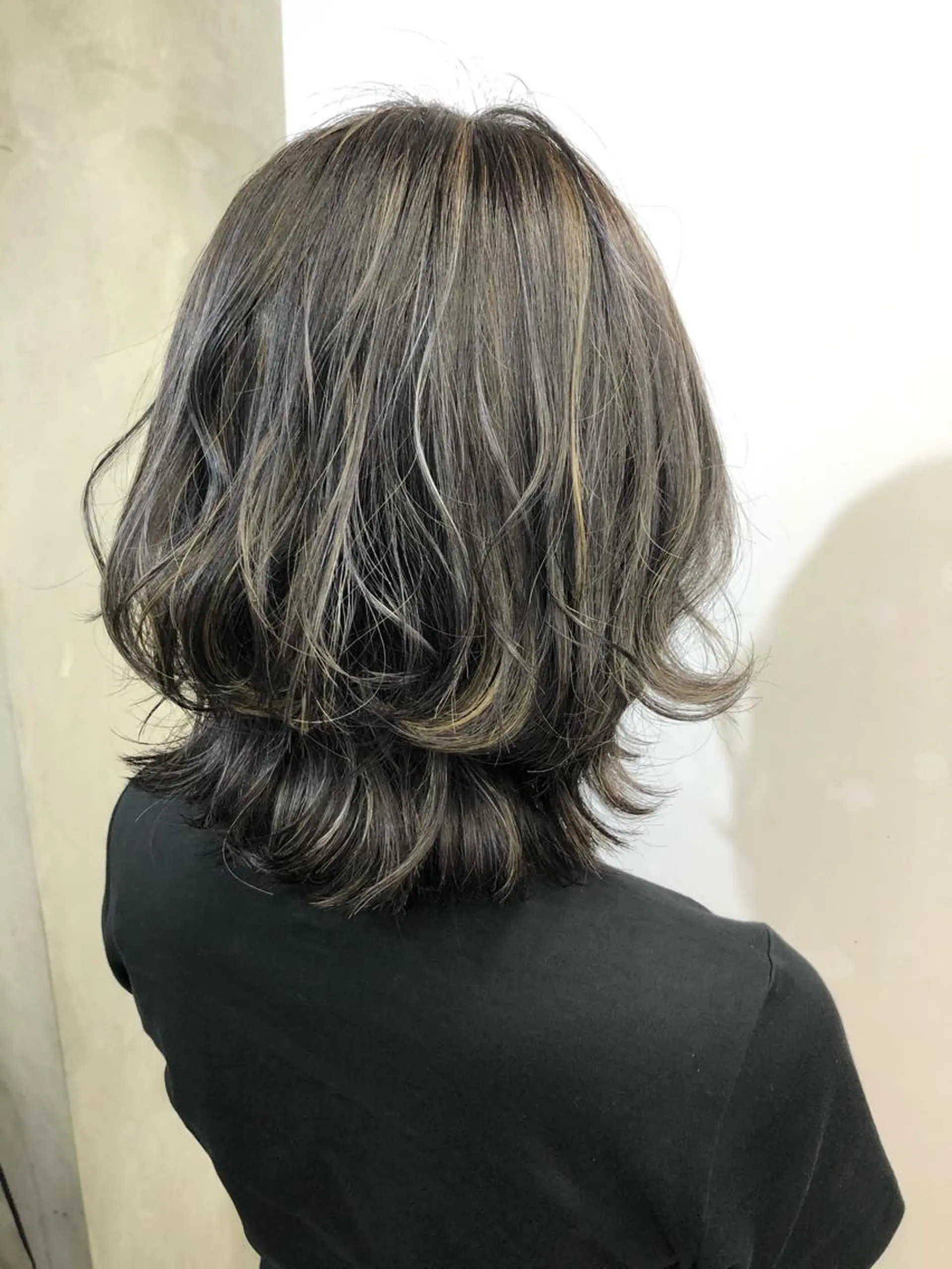 ミディアム カラー ヘアカラー トリートメント 🌟髪質改善ケアカラ ー美髪縮毛矯正y🌟のヘアスタイル