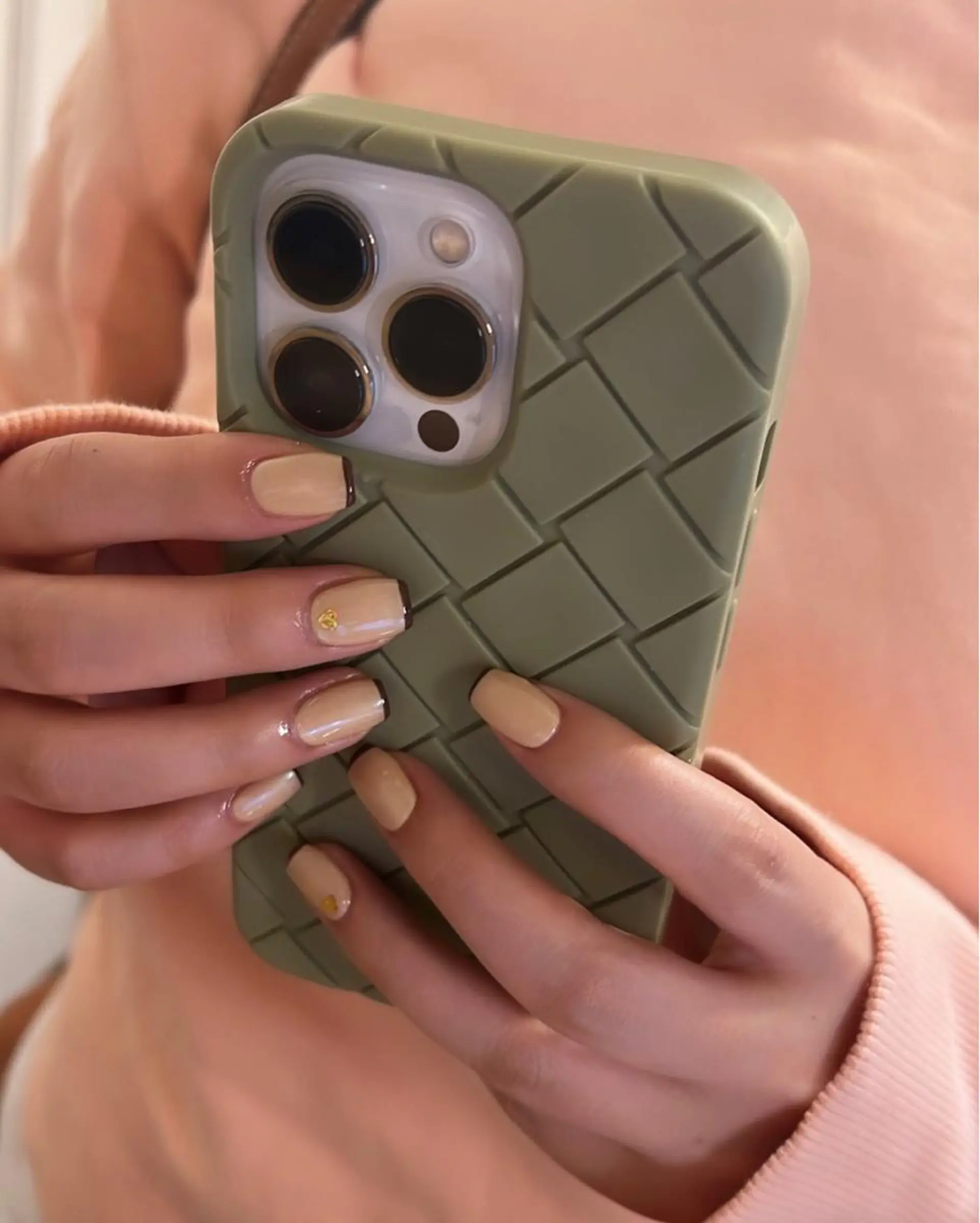 ネイル ハンドネイル フットネイル ハンドケア Nes.Nail所属・Miyagi Asamiのネイルデザイン